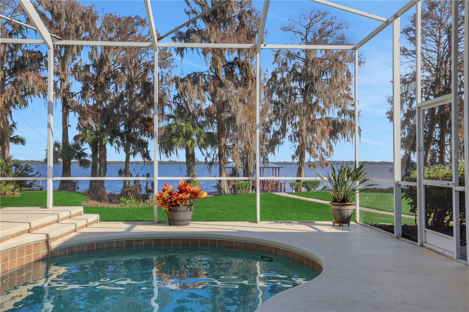 8323 W LAKE MARION RD, HAINES CITY, FL, 33844