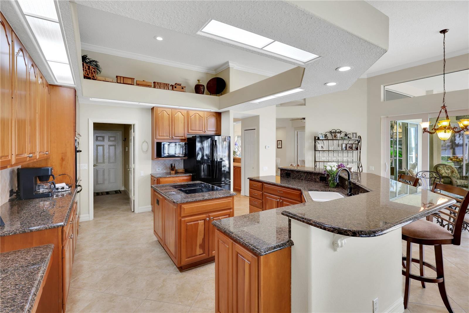 8323 W LAKE MARION RD, HAINES CITY, FL, 33844