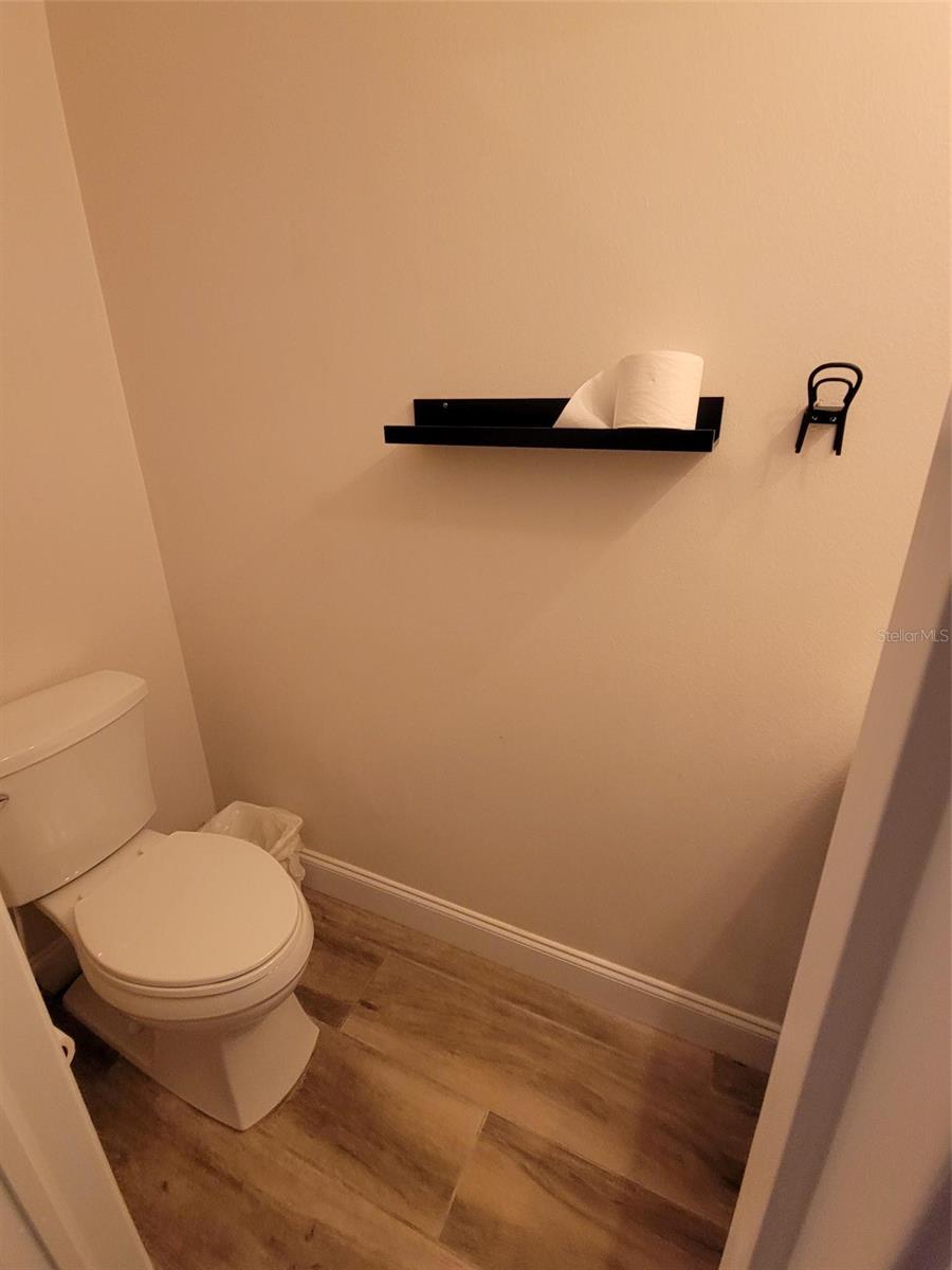 562 ANDORRA CIR NE #562, ST PETERSBURG, FL, 33703