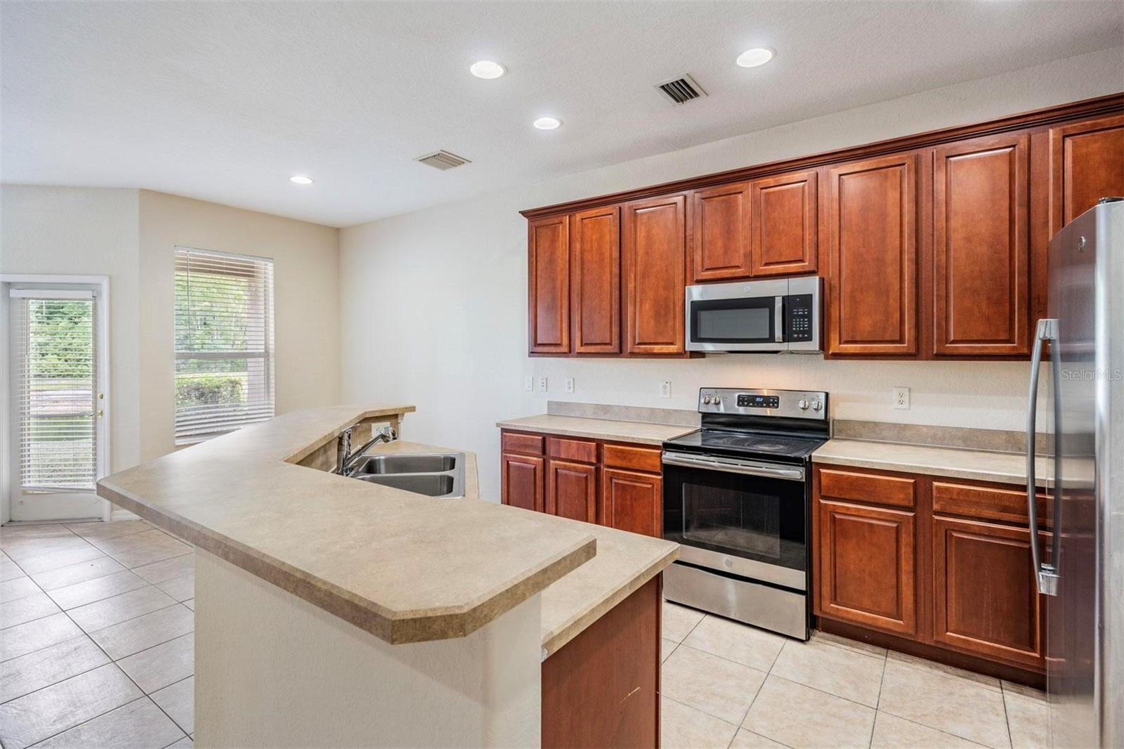 26914 JUNIPER BAY DR, WESLEY CHAPEL, FL, 33544