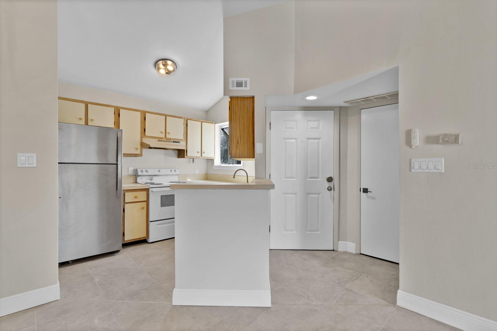 1964 LAKE ATRIUMS CIR #175, ORLANDO, FL, 32839