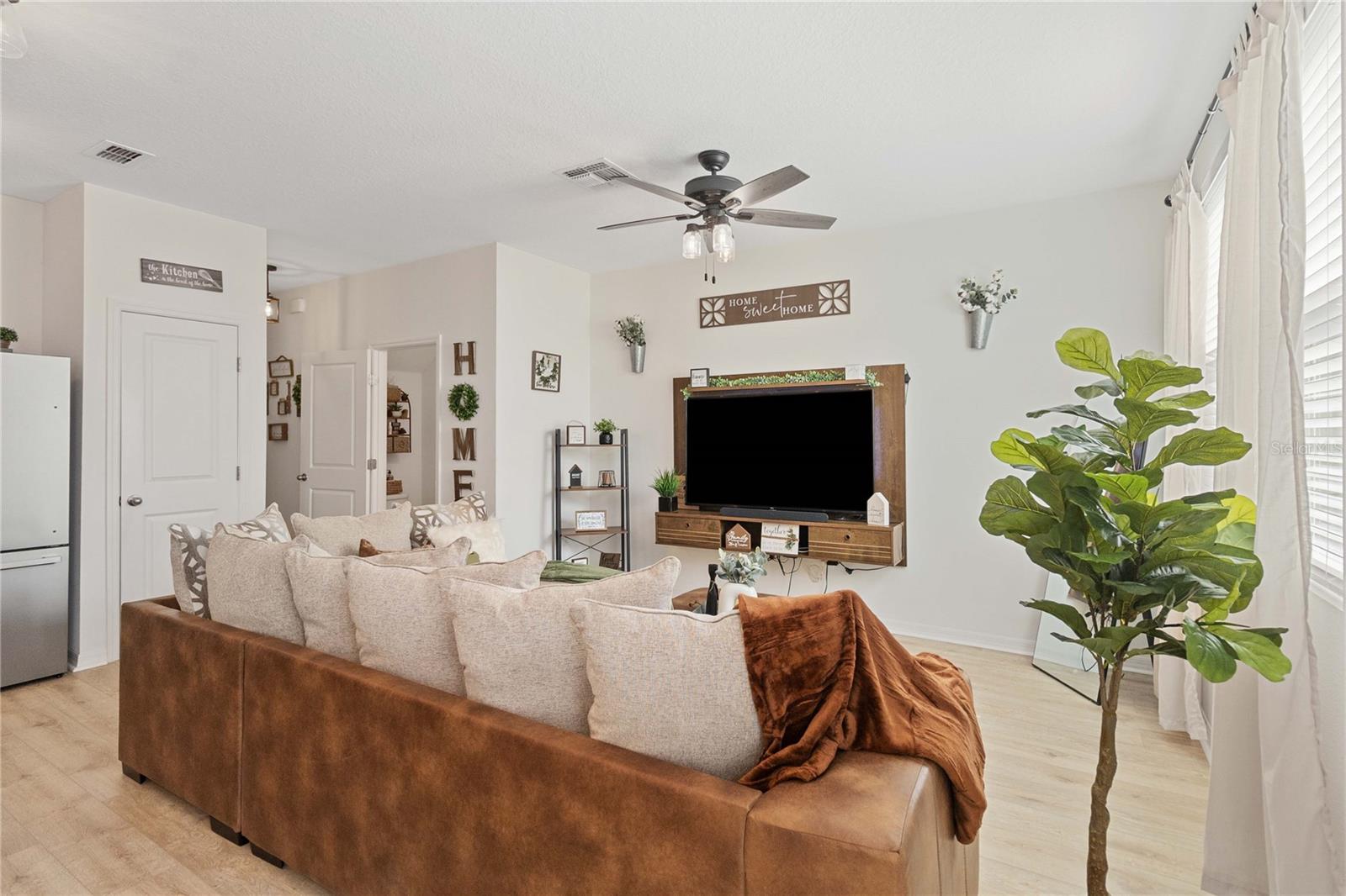 592 MADISON DR, DAVENPORT, FL, 33837