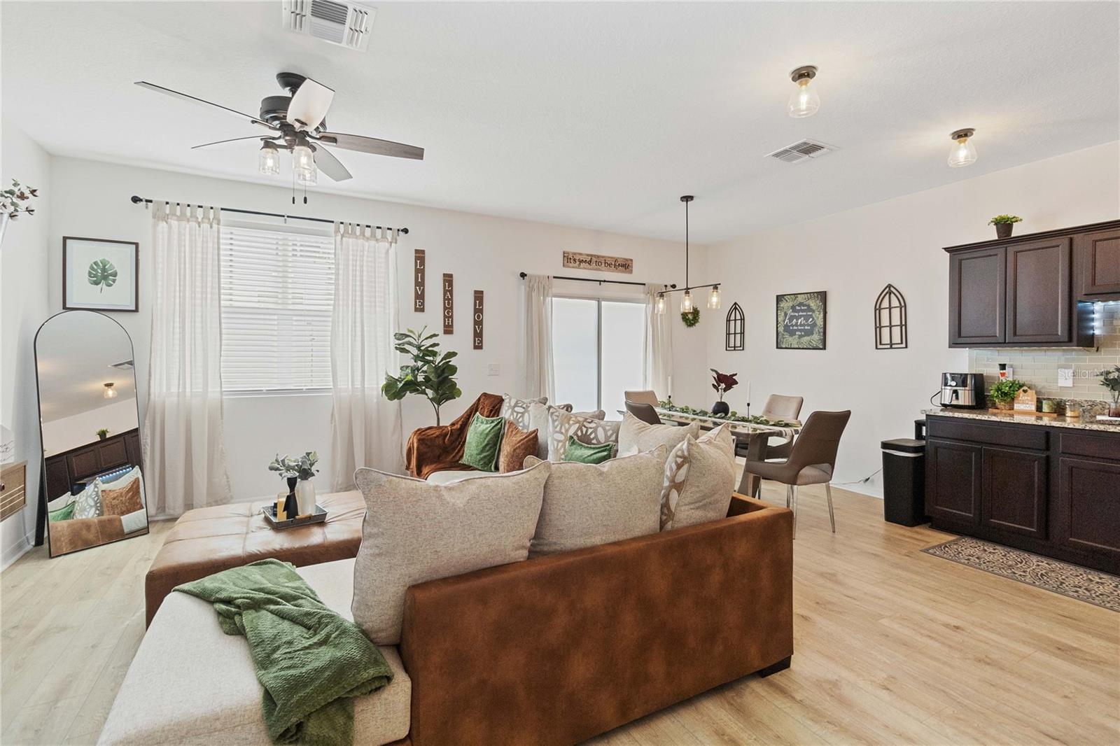 592 MADISON DR, DAVENPORT, FL, 33837