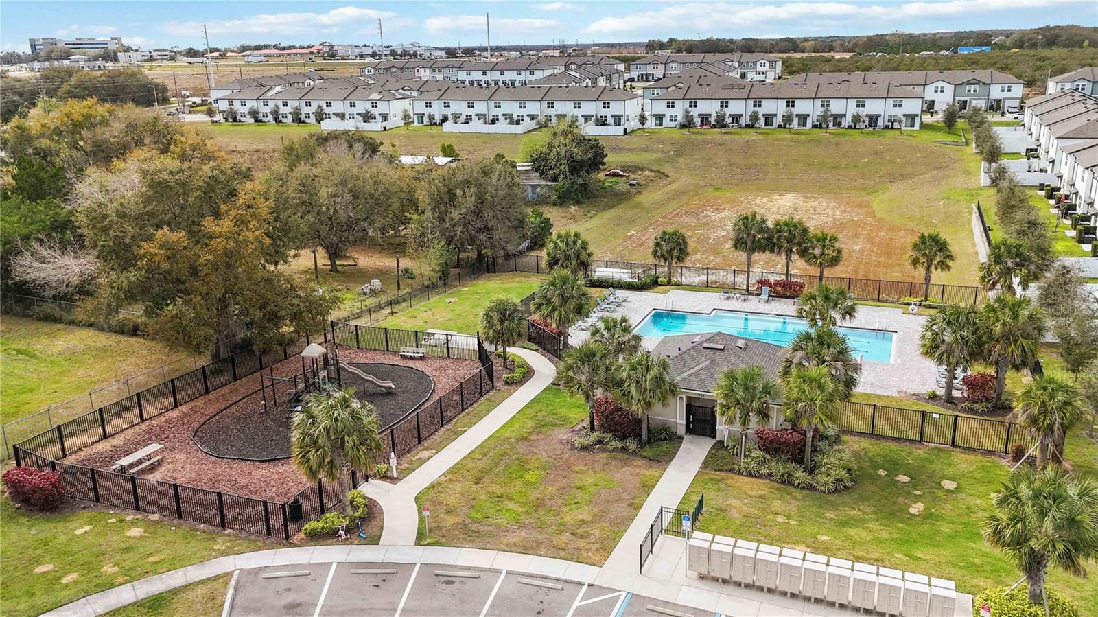 592 MADISON DR, DAVENPORT, FL, 33837