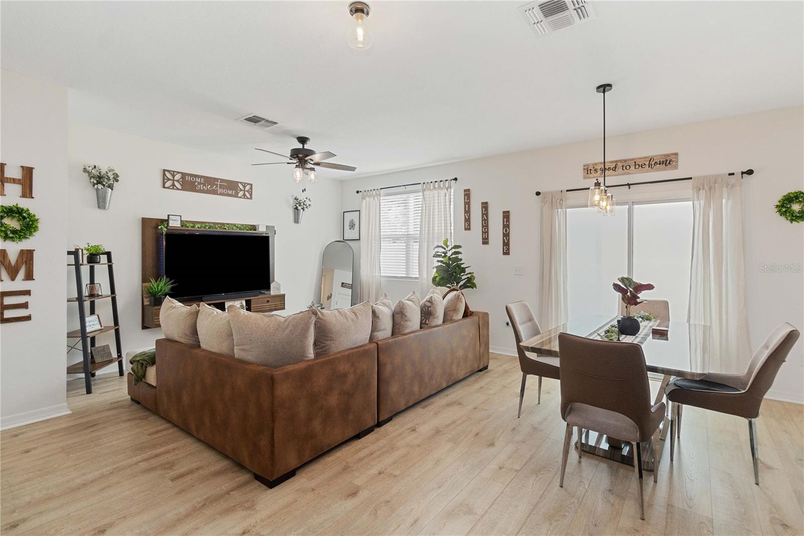 592 MADISON DR, DAVENPORT, FL, 33837
