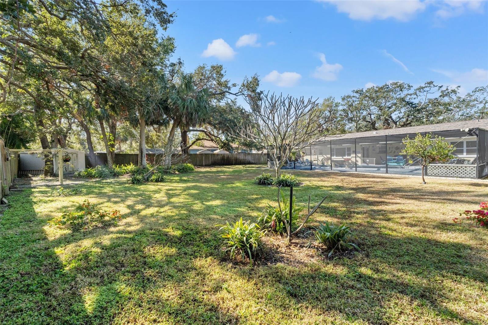2015 PARK ST N, ST PETERSBURG, FL, 33710