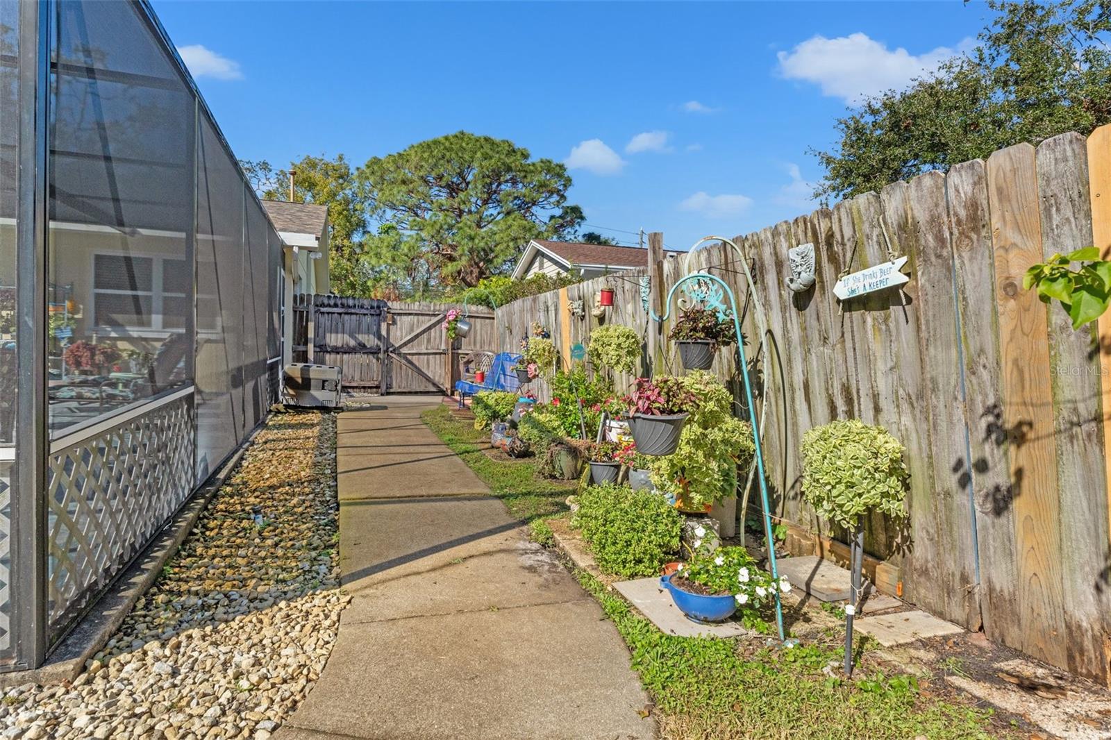 2015 PARK ST N, ST PETERSBURG, FL, 33710