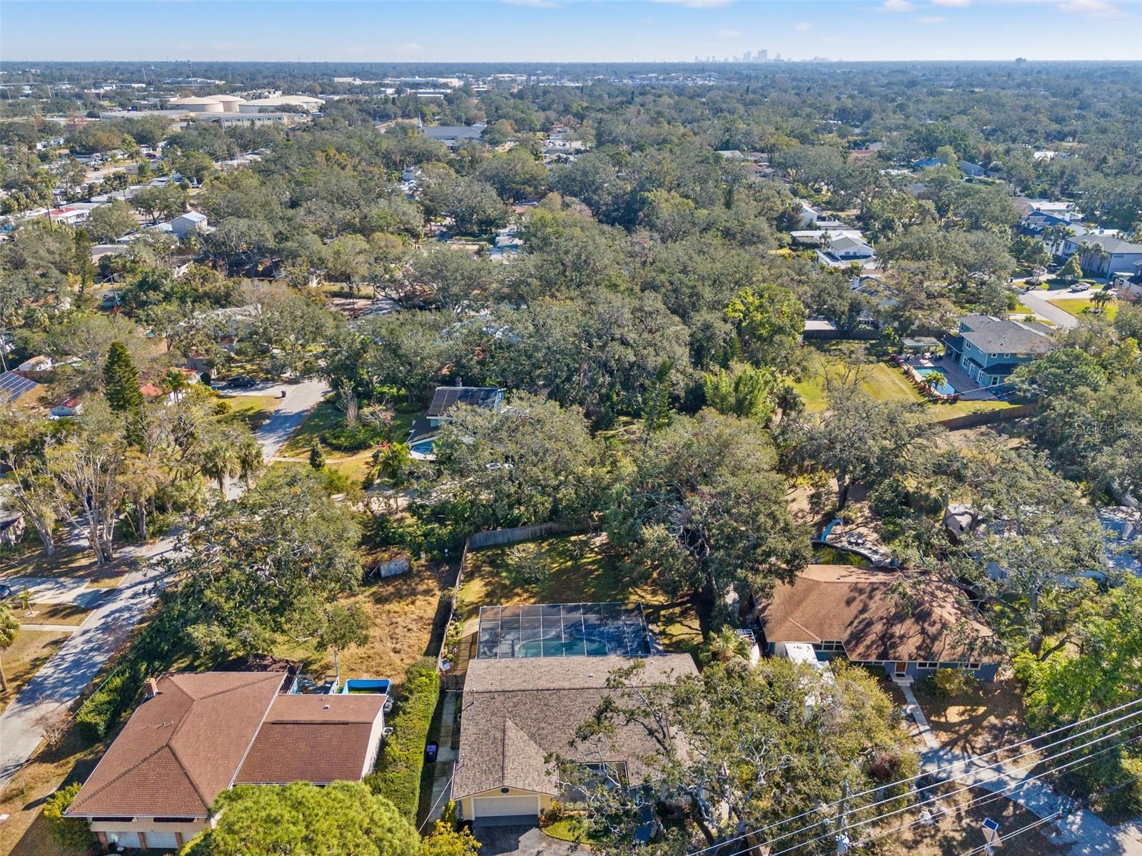 2015 PARK ST N, ST PETERSBURG, FL, 33710