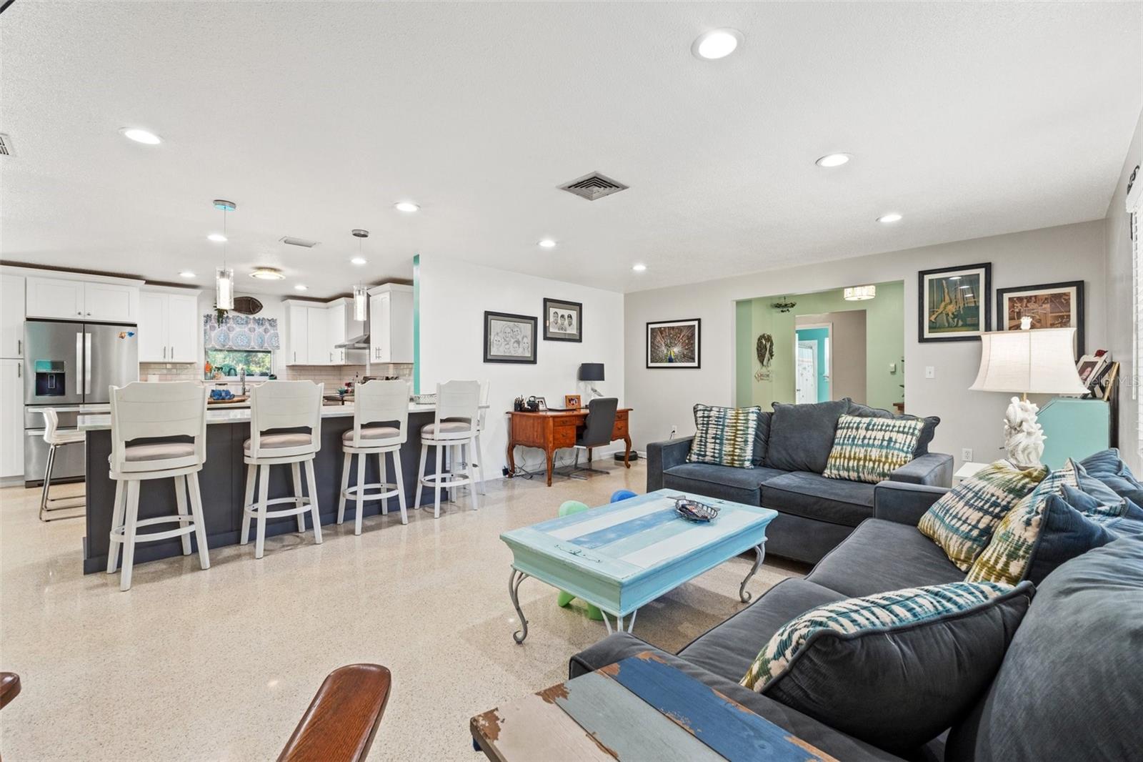 2015 PARK ST N, ST PETERSBURG, FL, 33710
