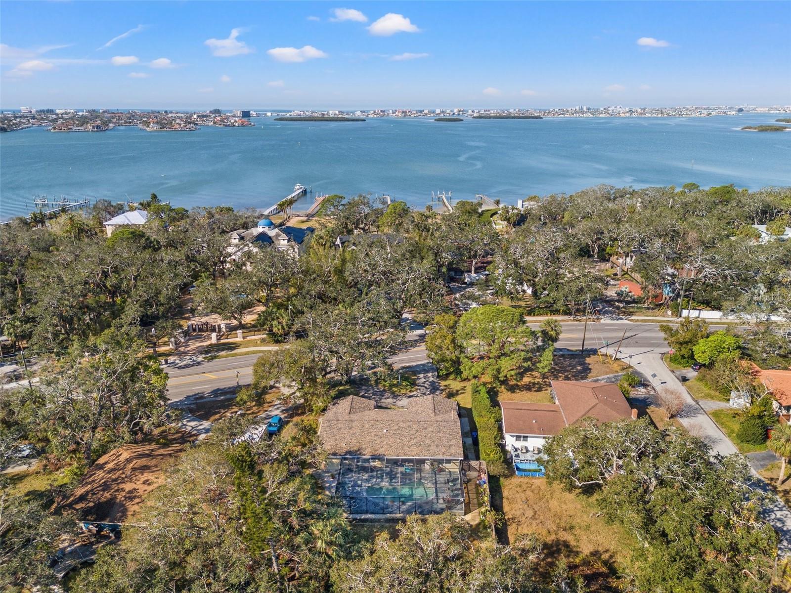 2015 PARK ST N, ST PETERSBURG, FL, 33710