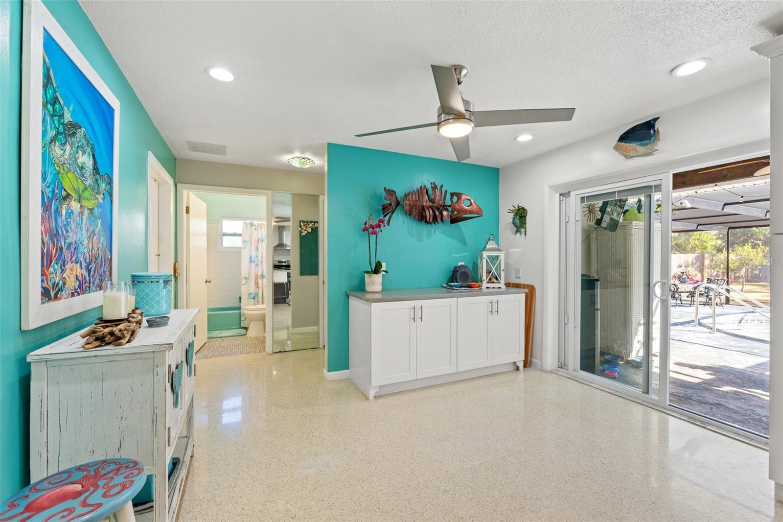 2015 PARK ST N, ST PETERSBURG, FL, 33710