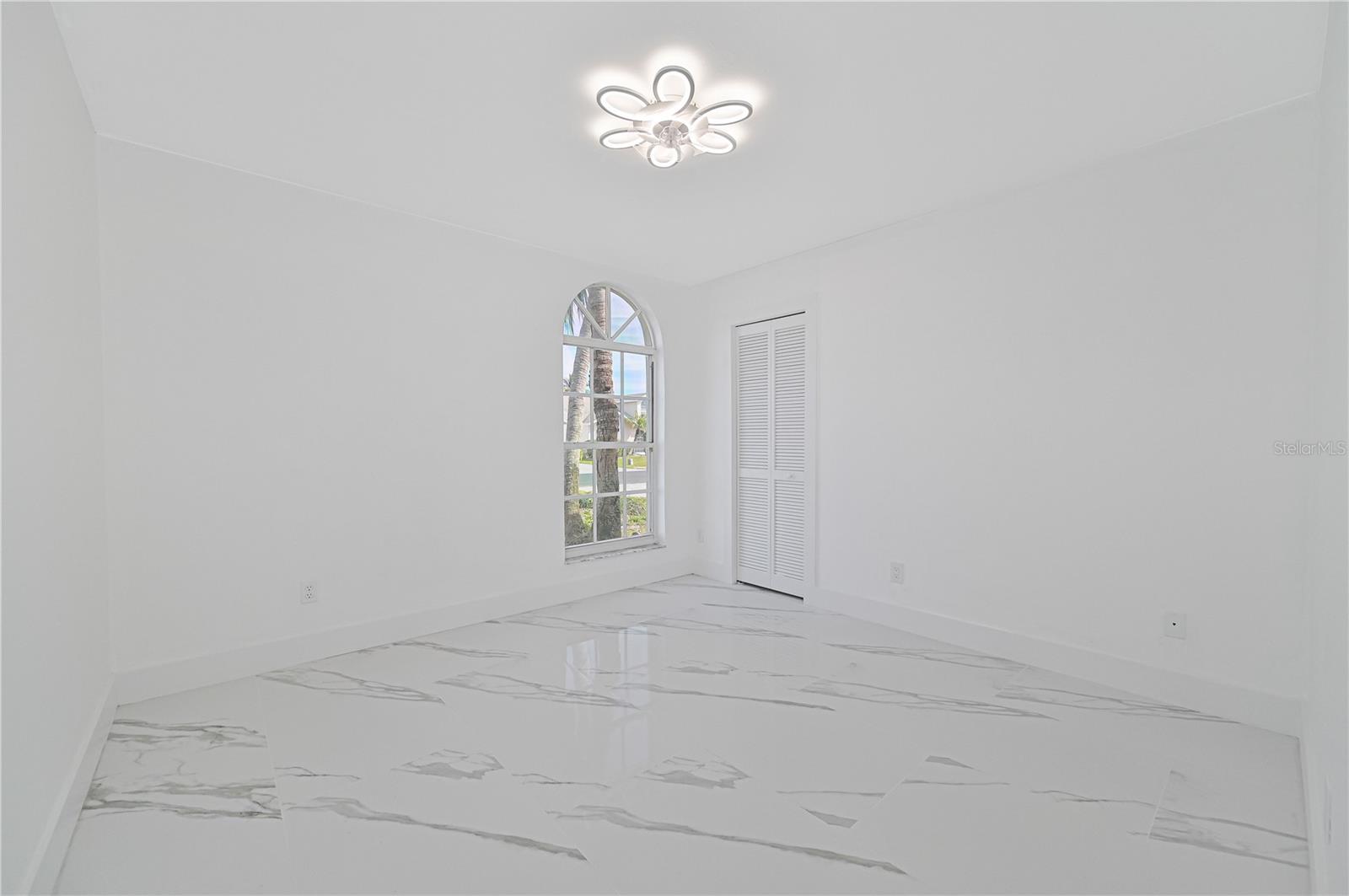 3832 SABAL SPRINGS BLVD, FORT MYERS, FL, 33917