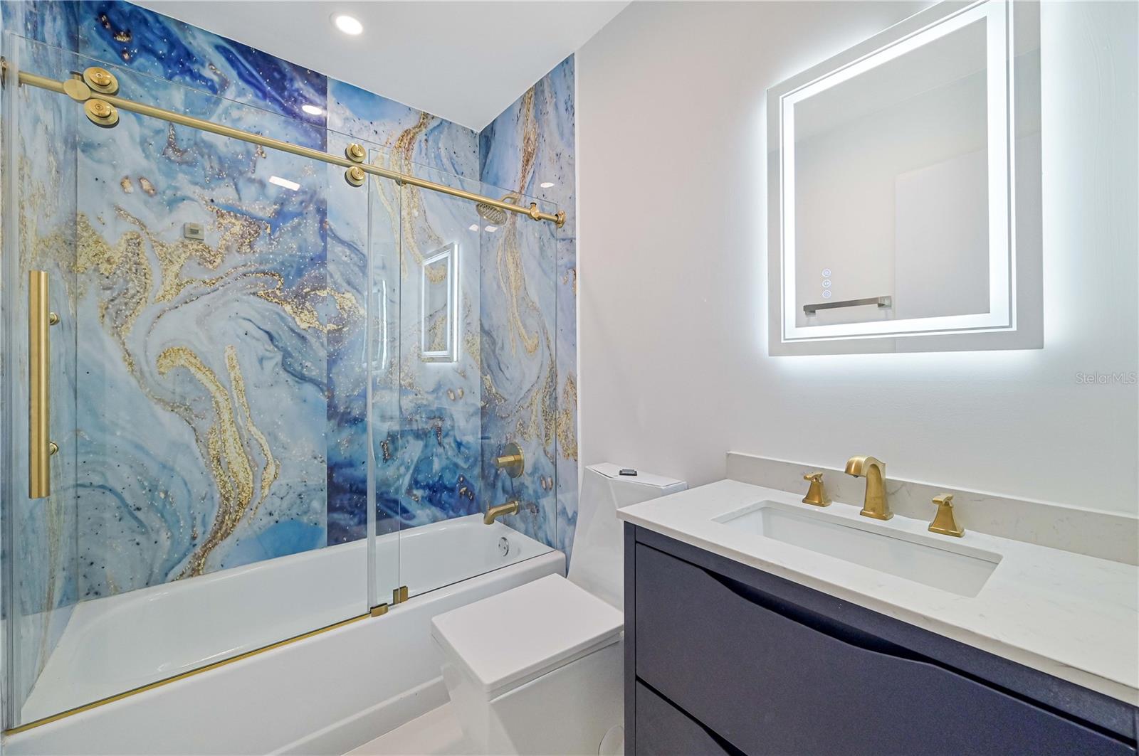 3832 SABAL SPRINGS BLVD, FORT MYERS, FL, 33917