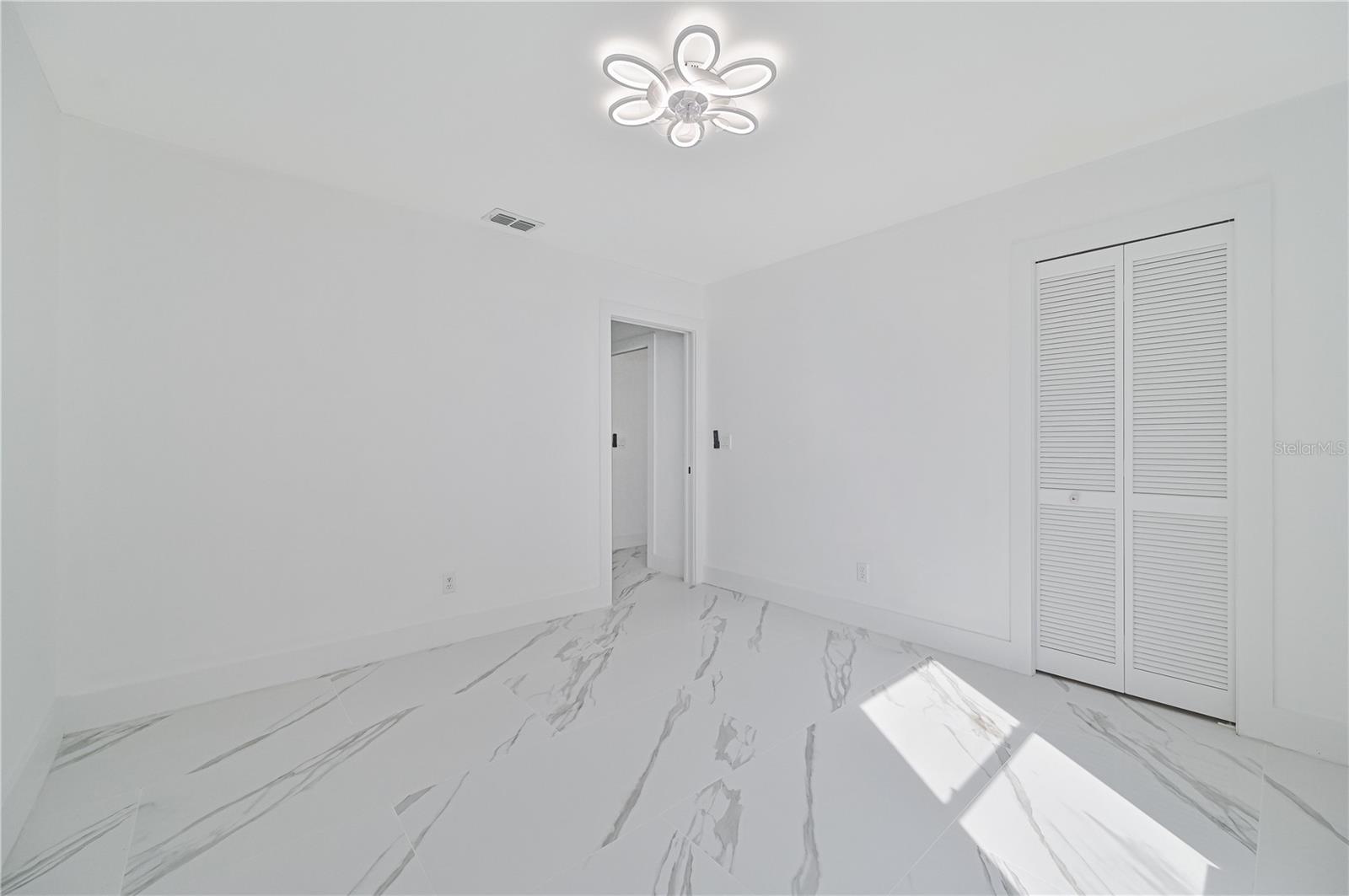 3832 SABAL SPRINGS BLVD, FORT MYERS, FL, 33917