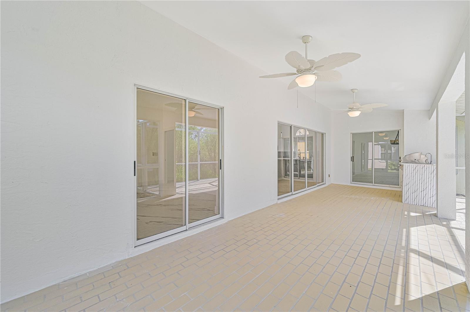 3832 SABAL SPRINGS BLVD, FORT MYERS, FL, 33917