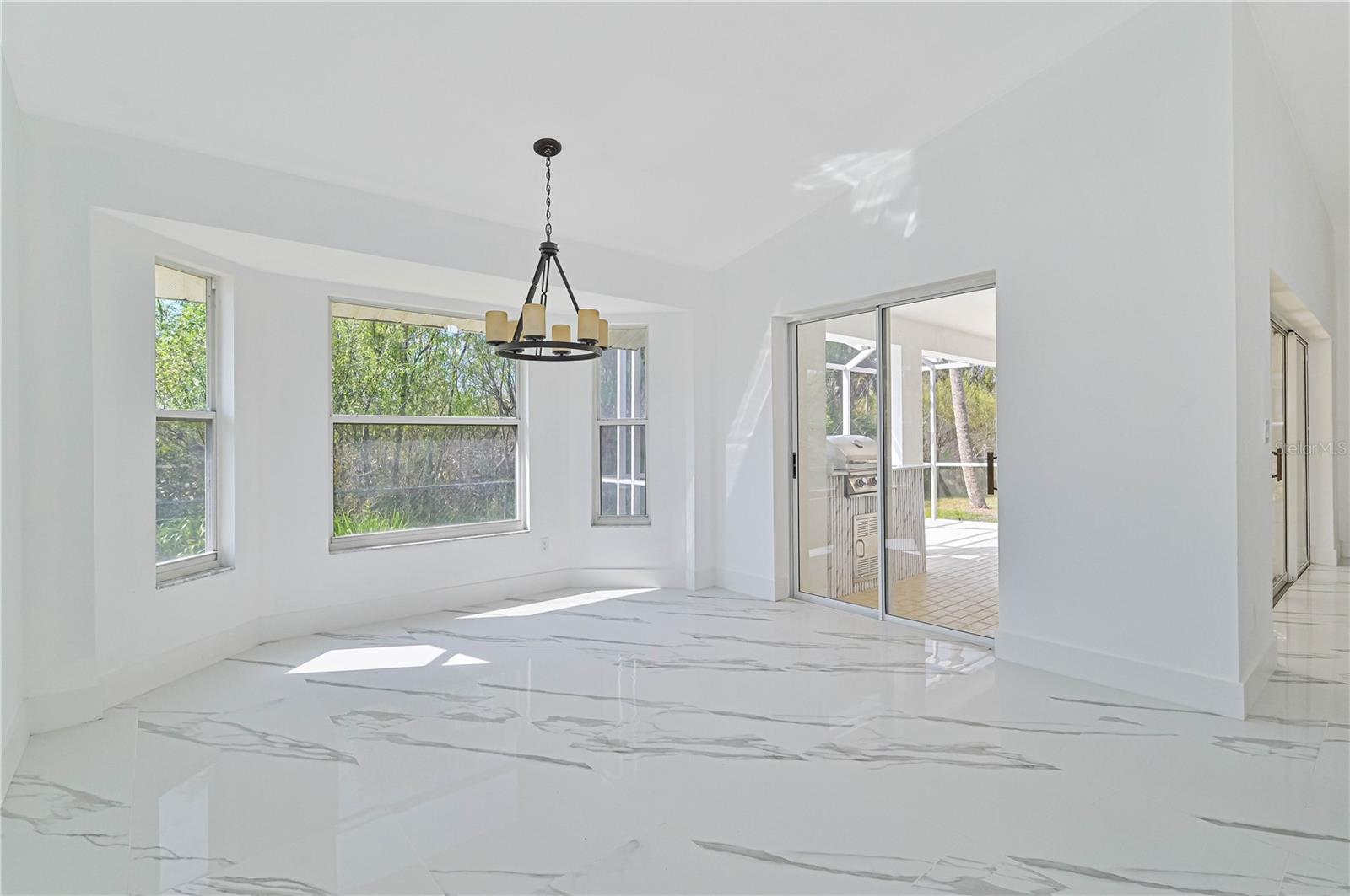 3832 SABAL SPRINGS BLVD, FORT MYERS, FL, 33917