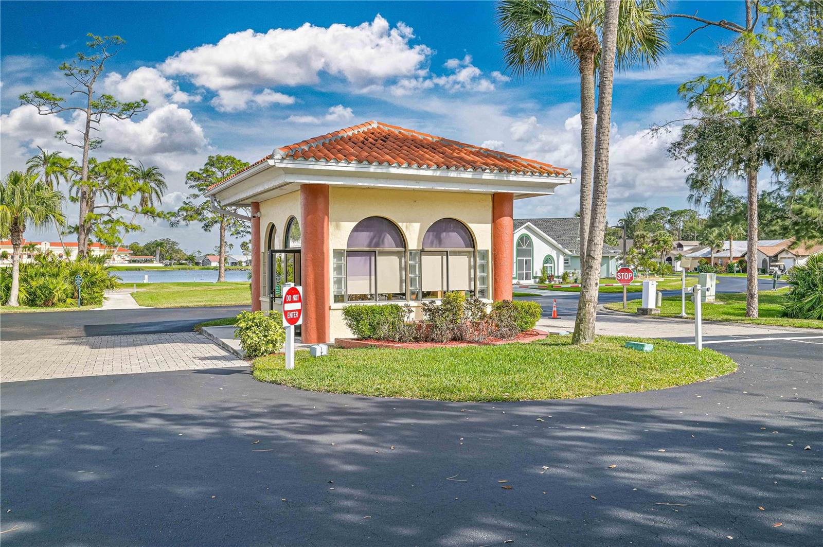 3832 SABAL SPRINGS BLVD, FORT MYERS, FL, 33917