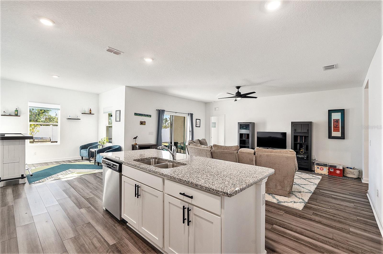 732 OCEAN SPRAY DR, RUSKIN, FL, 33570