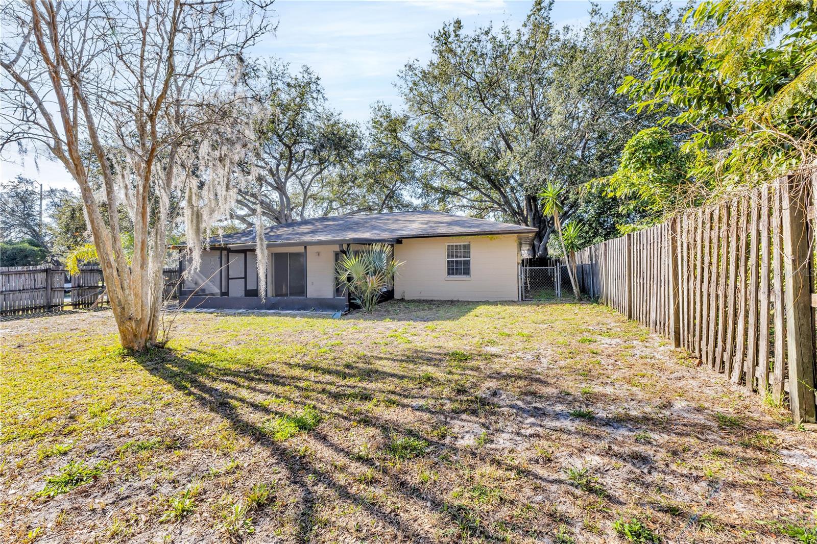 2481 LAKE HELEN OSTEEN RD, DELTONA, FL, 32738