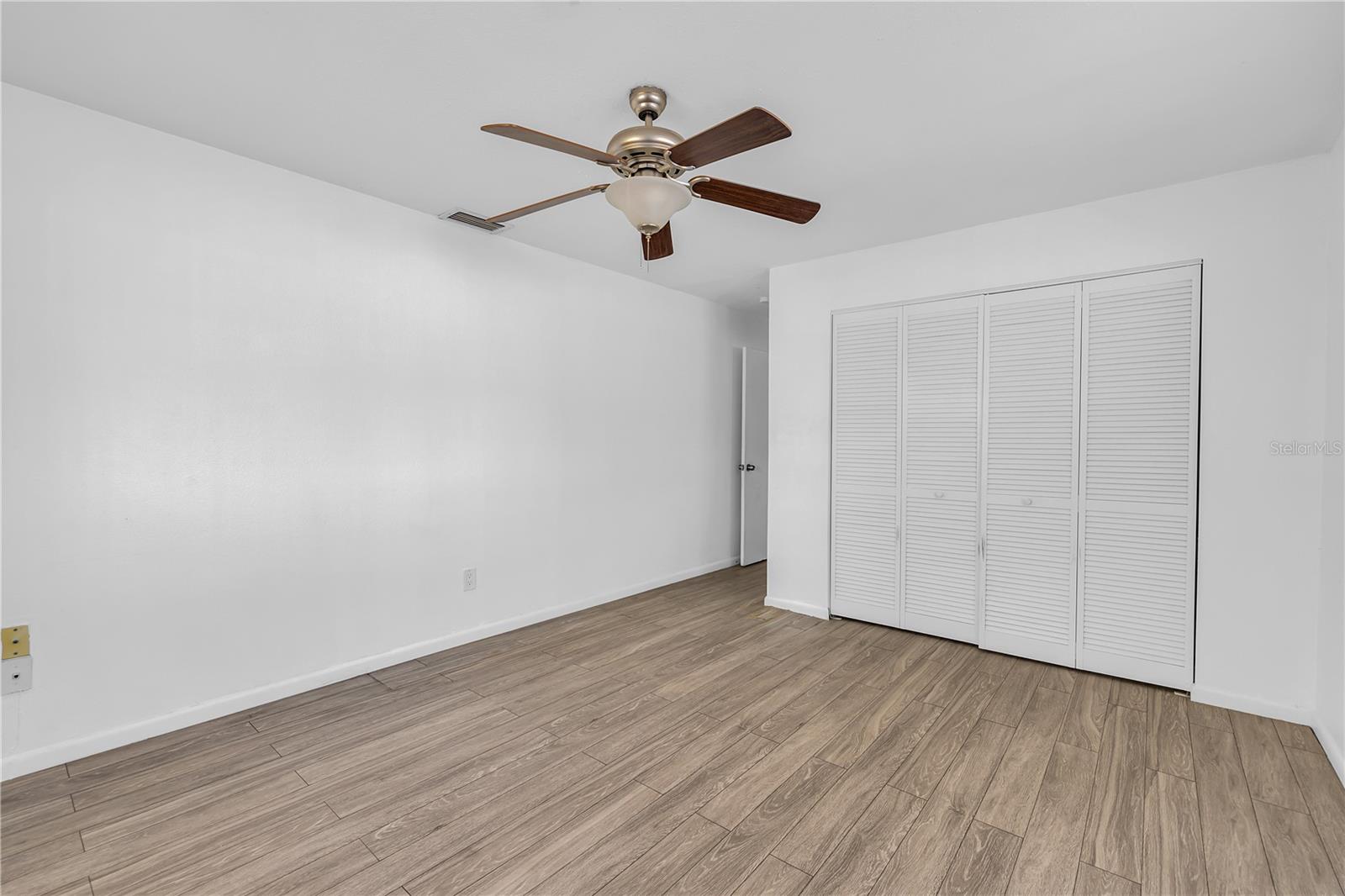 2481 LAKE HELEN OSTEEN RD, DELTONA, FL, 32738