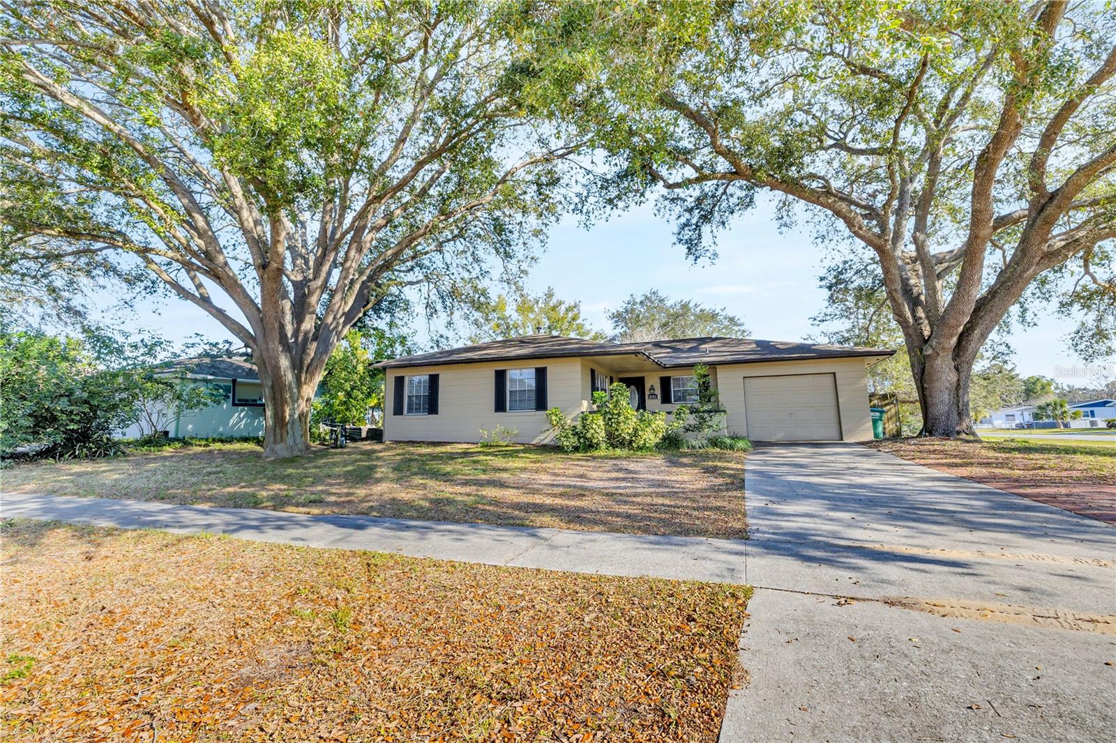 2481 LAKE HELEN OSTEEN RD, DELTONA, FL, 32738