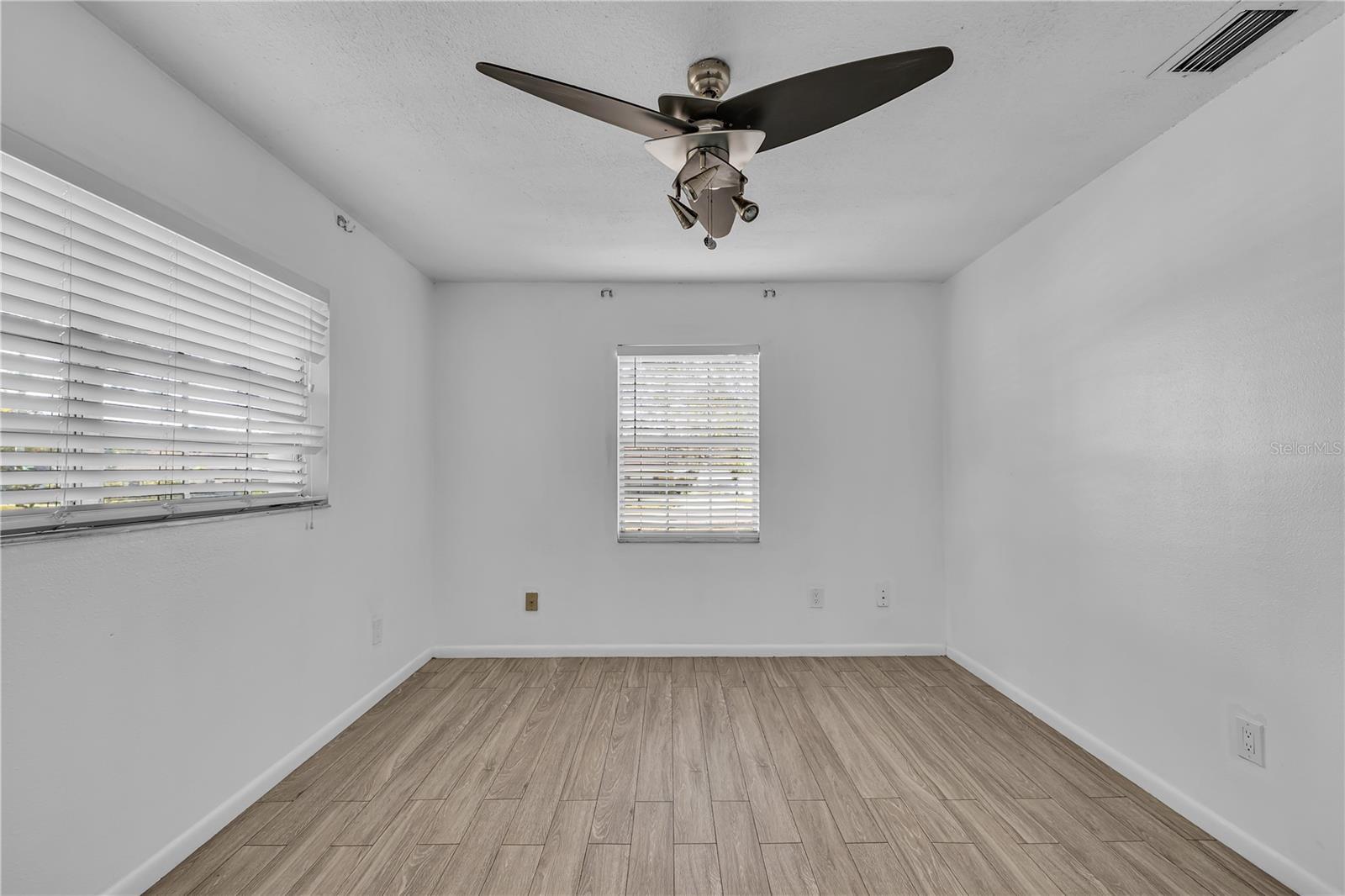 2481 LAKE HELEN OSTEEN RD, DELTONA, FL, 32738