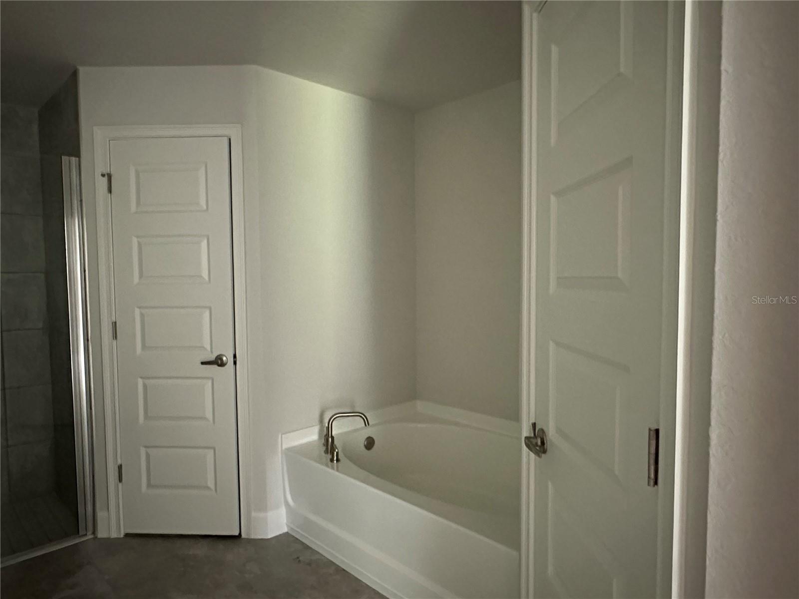35 LOCUST RADIAL CIR, OCALA, FL, 34472