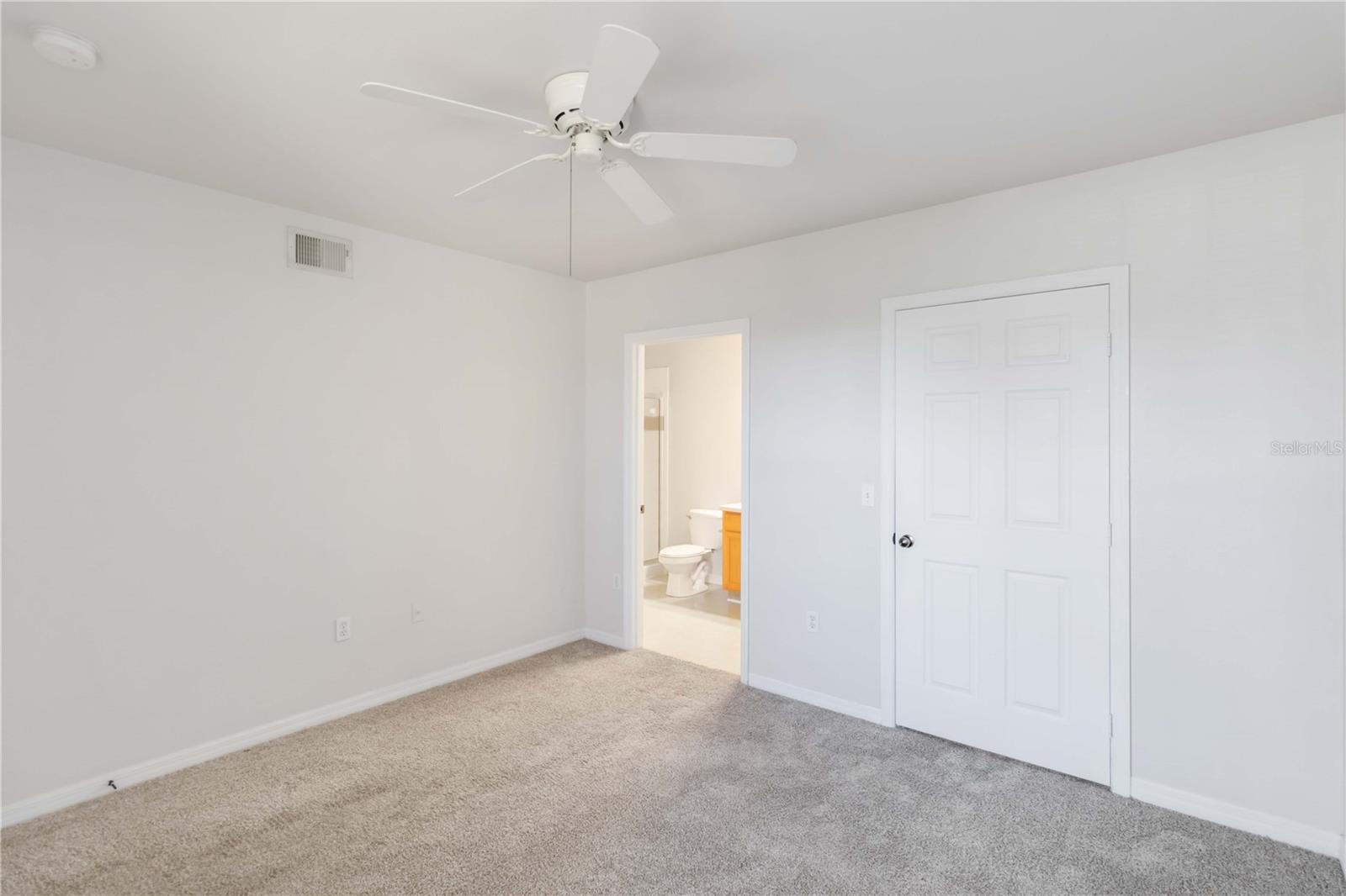 1000 VILLAGIO CIR #208, SARASOTA, FL, 34237