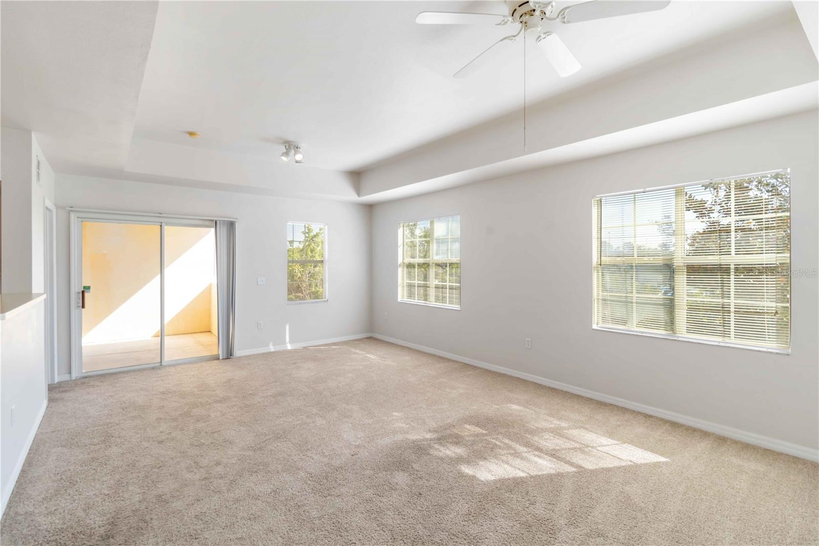 1000 VILLAGIO CIR #208, SARASOTA, FL, 34237
