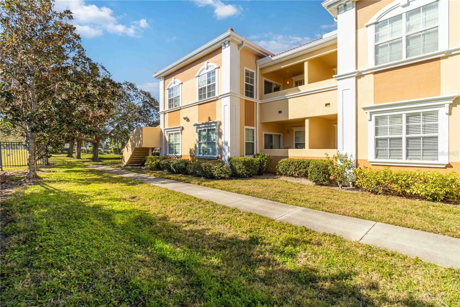 1000 VILLAGIO CIR #208, SARASOTA, FL, 34237