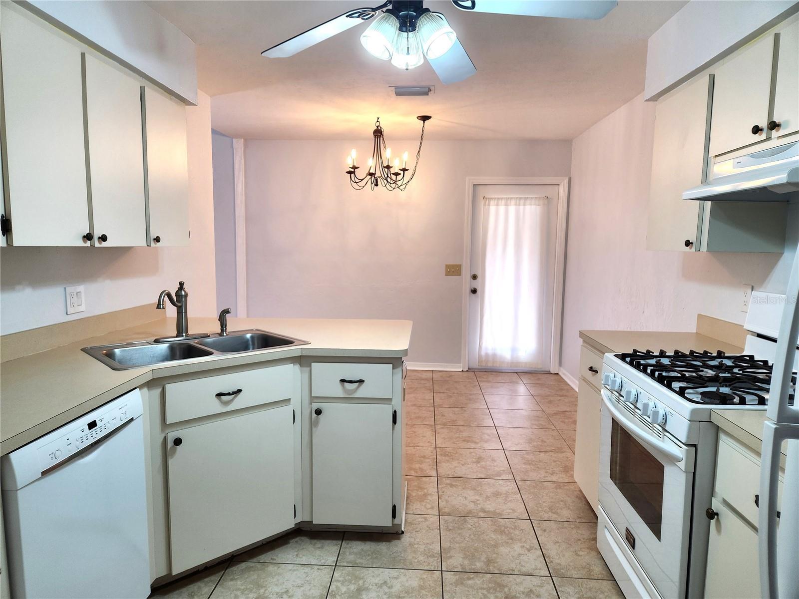 4120 NW 16TH DR, GAINESVILLE, FL, 32605