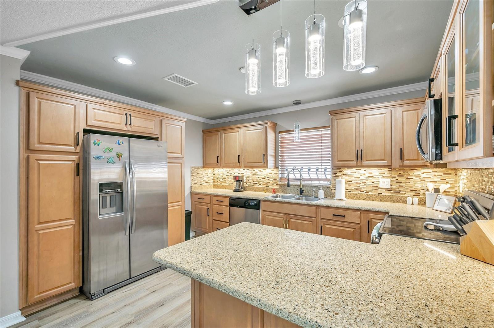 717 CAROLINA AVE, TARPON SPRINGS, FL, 34689