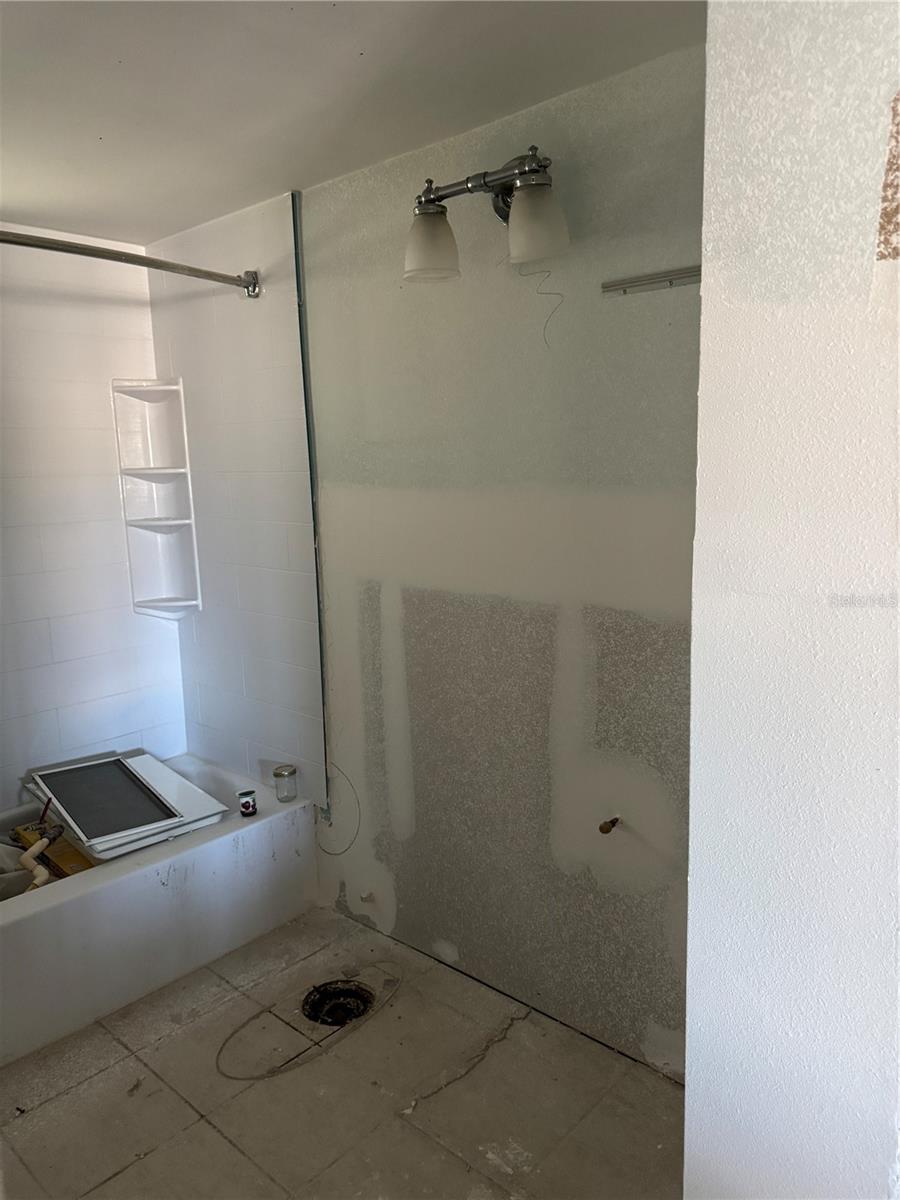 4555 MARINE PKWY #103, NEW PORT RICHEY, FL, 34652