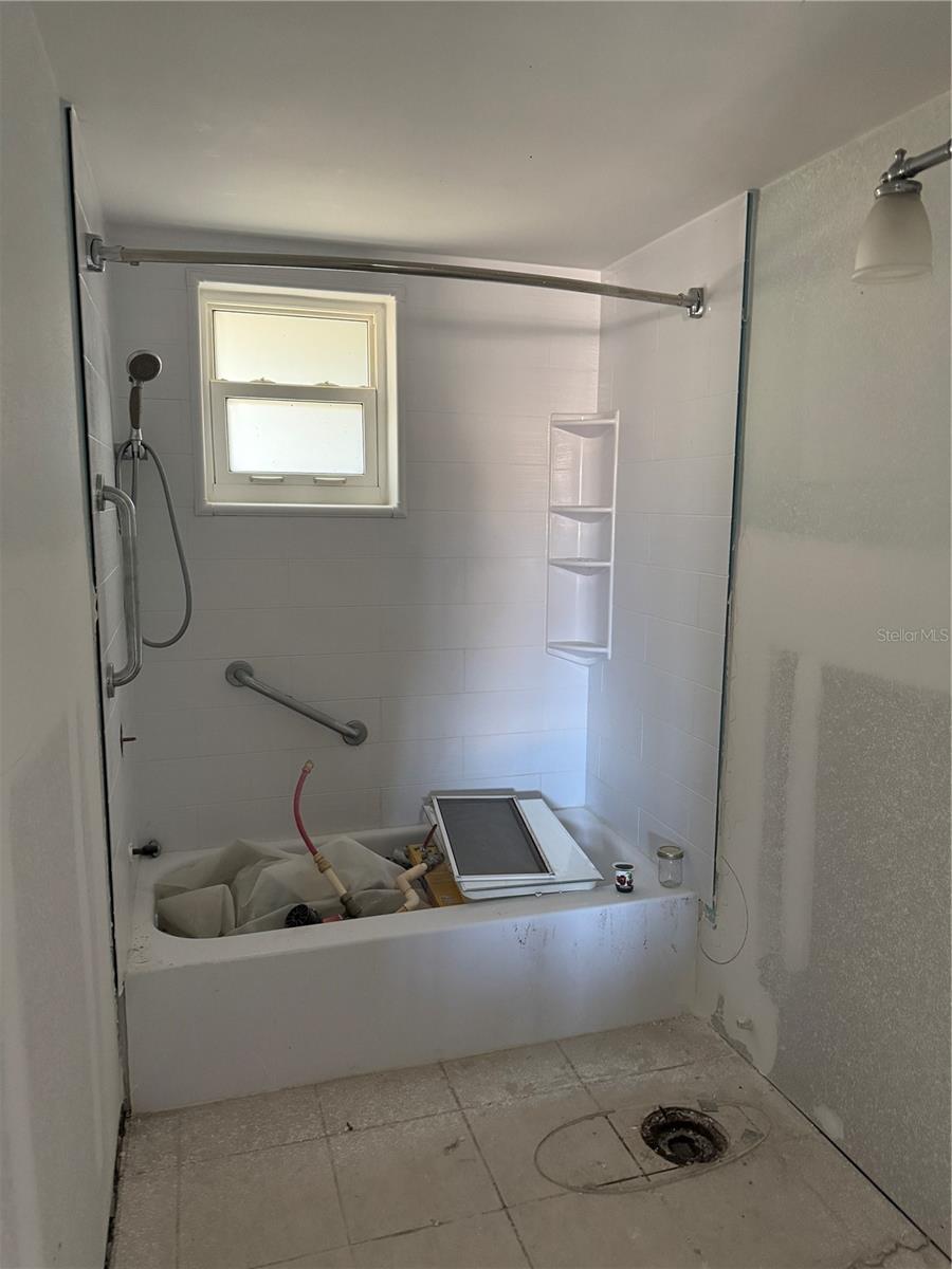4555 MARINE PKWY #103, NEW PORT RICHEY, FL, 34652