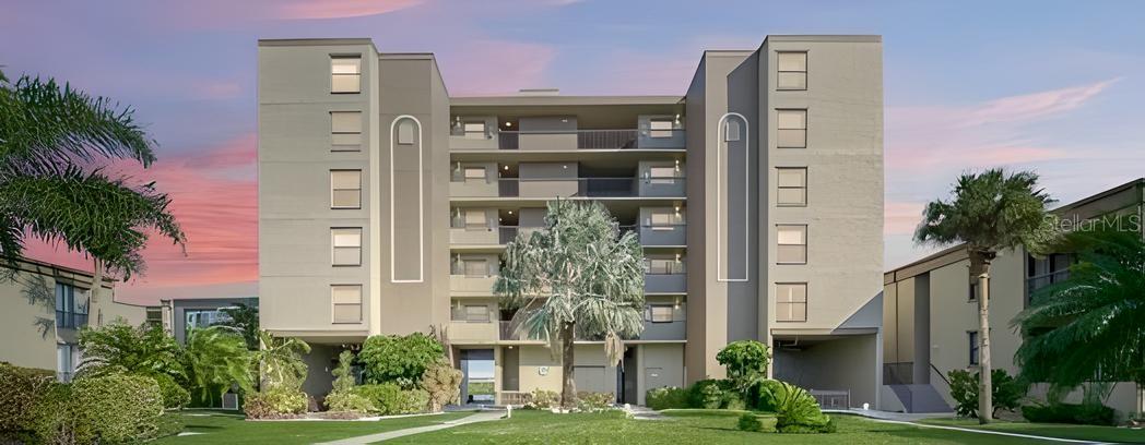 19725 GULF BLVD #405, INDIAN SHORES, FL, 33785