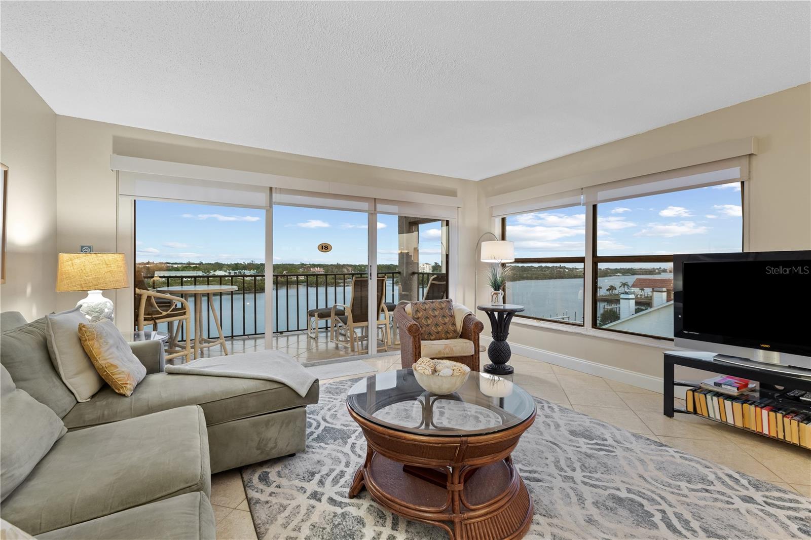 19725 GULF BLVD #405, INDIAN SHORES, FL, 33785