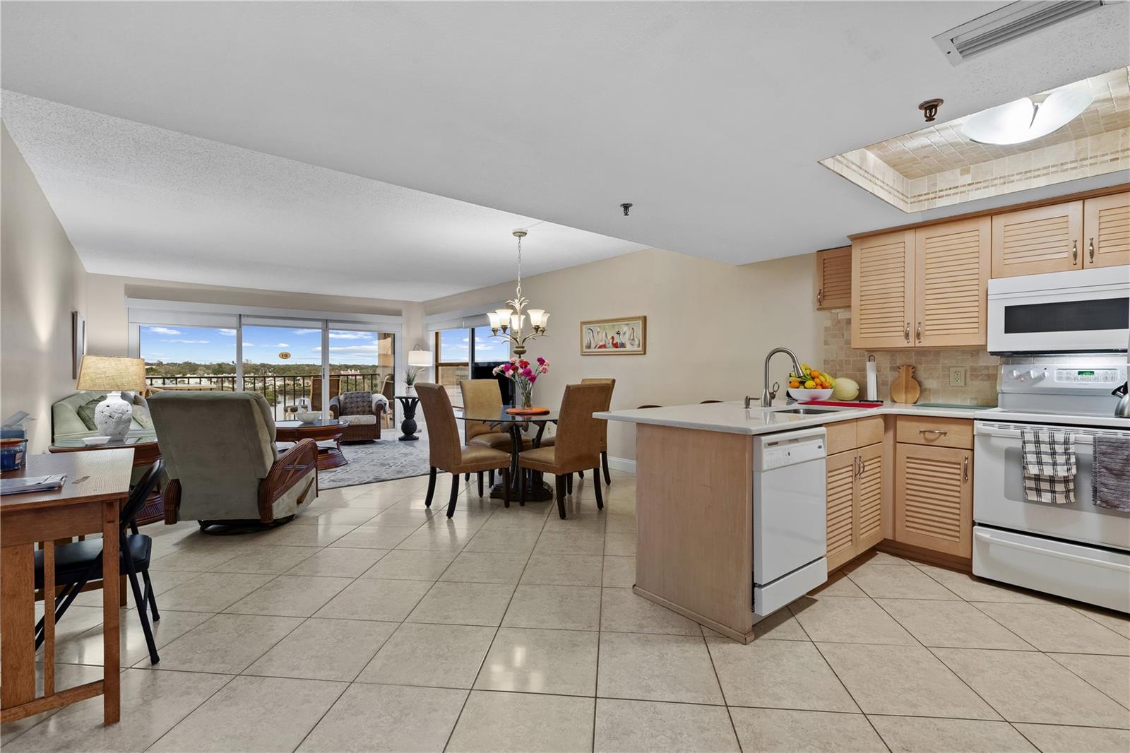 19725 GULF BLVD #405, INDIAN SHORES, FL, 33785