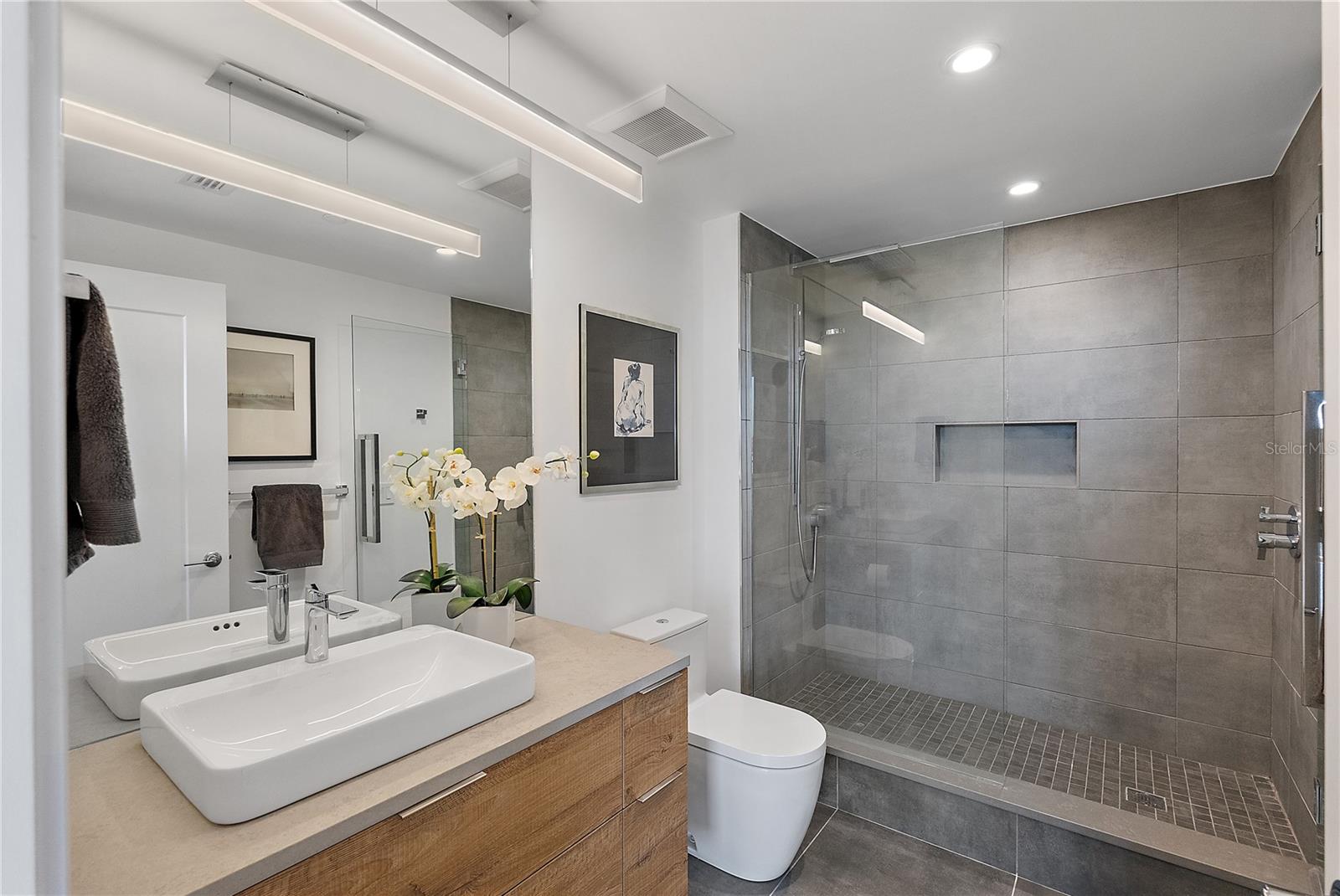 100 1ST AVE N #503, ST PETERSBURG, FL, 33701