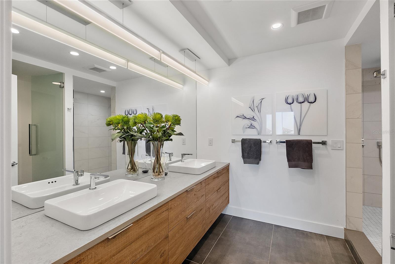 100 1ST AVE N #503, ST PETERSBURG, FL, 33701