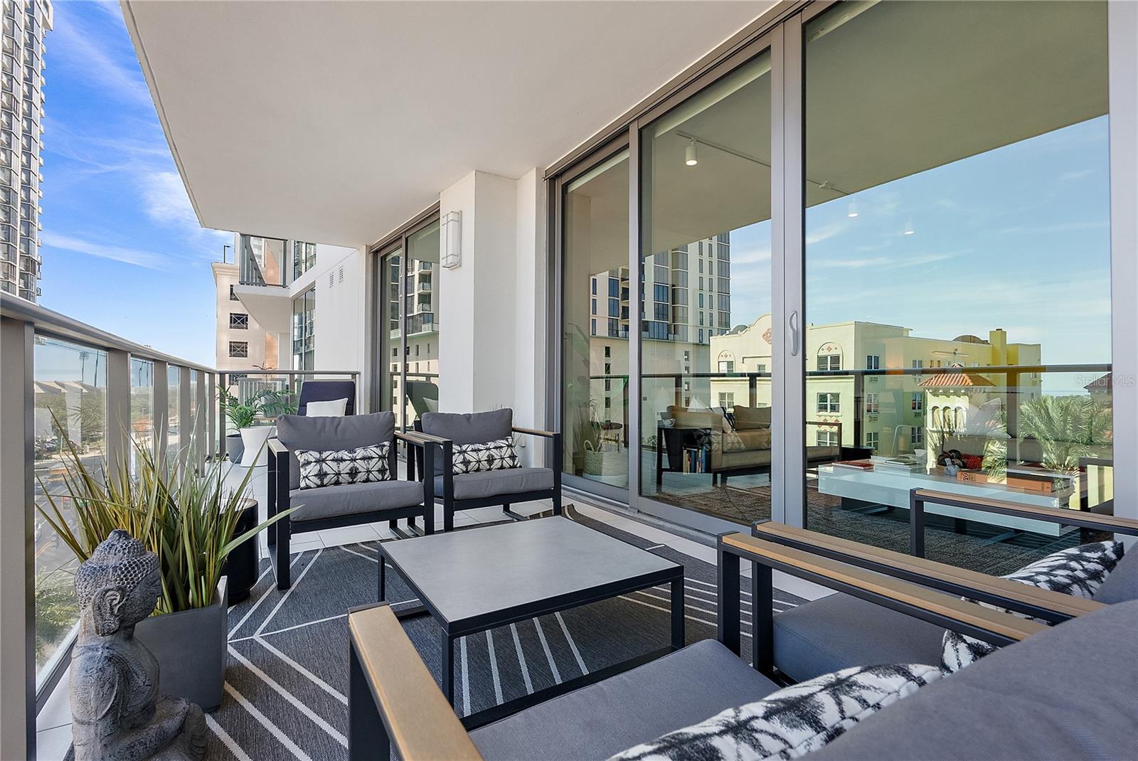 100 1ST AVE N #503, ST PETERSBURG, FL, 33701