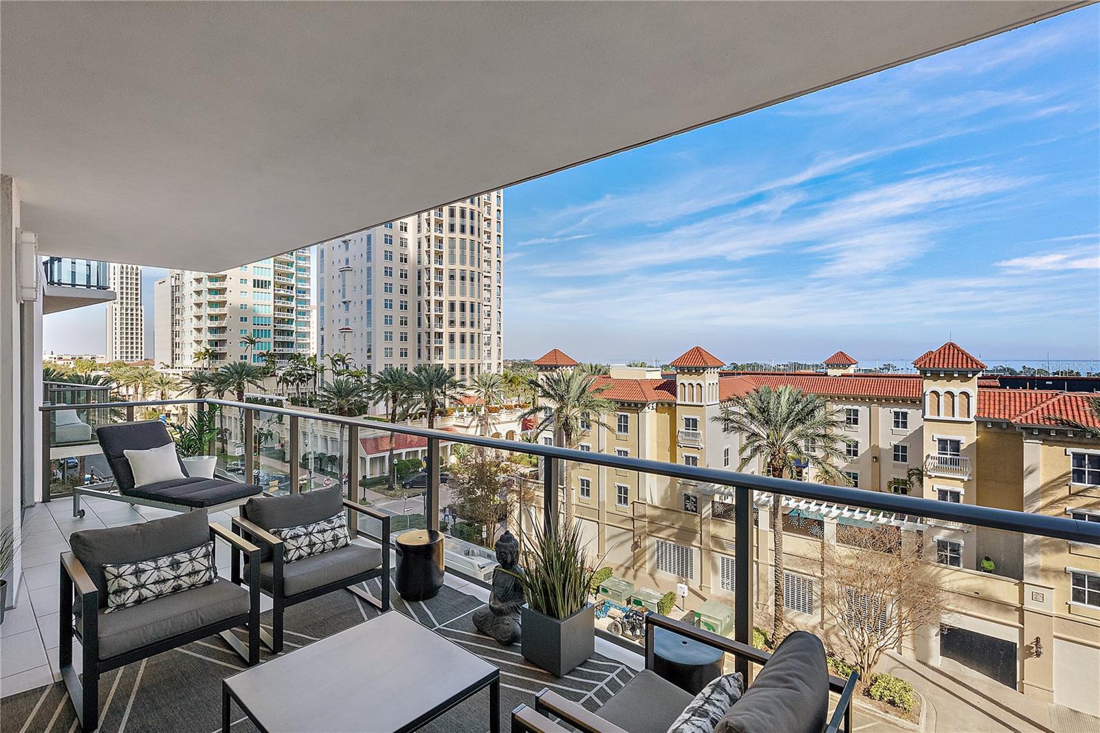 100 1ST AVE N #503, ST PETERSBURG, FL, 33701