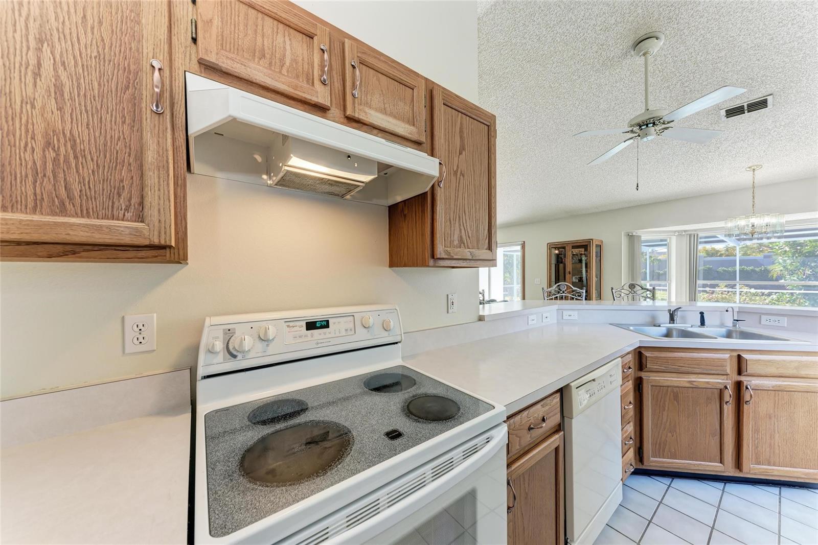 4410 70TH DR E, SARASOTA, FL, 34243