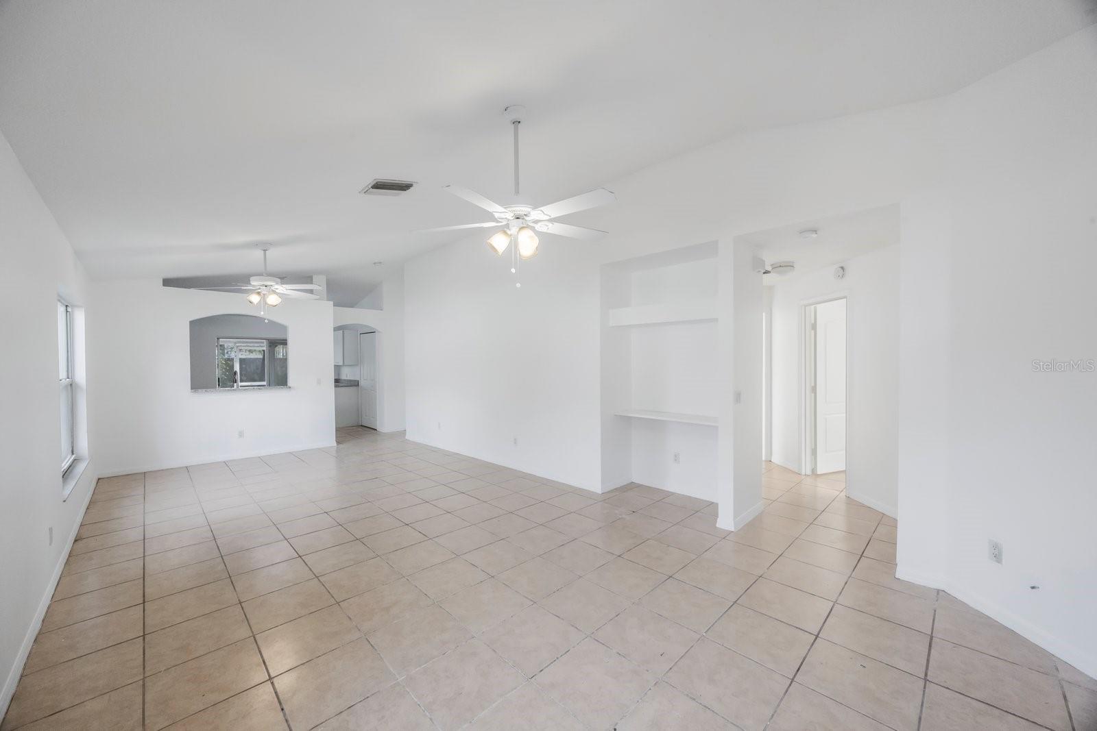 8419 QUARTER HORSE DR, RIVERVIEW, FL, 33578