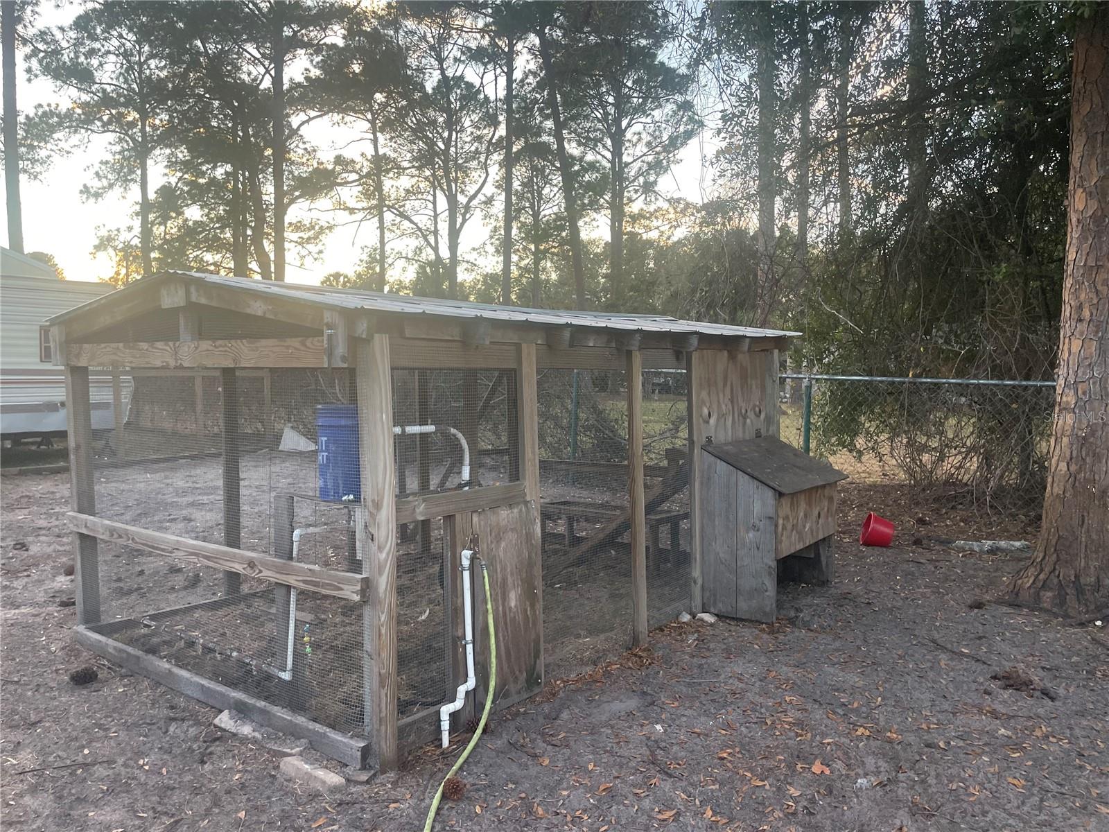 8809 TREASURE ISLAND RD, LEESBURG, FL, 34788