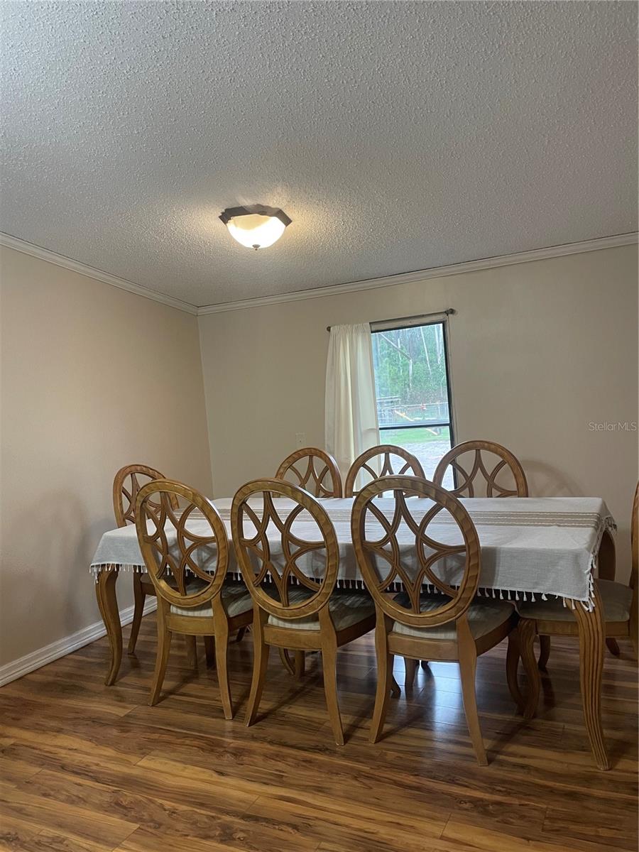 8809 TREASURE ISLAND RD, LEESBURG, FL, 34788