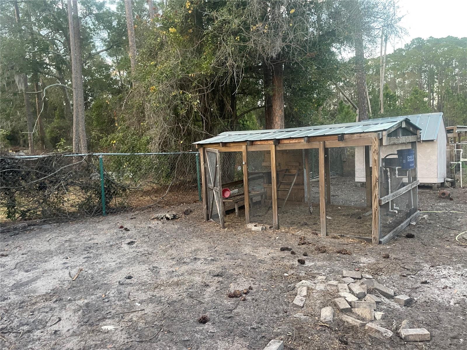 8809 TREASURE ISLAND RD, LEESBURG, FL, 34788