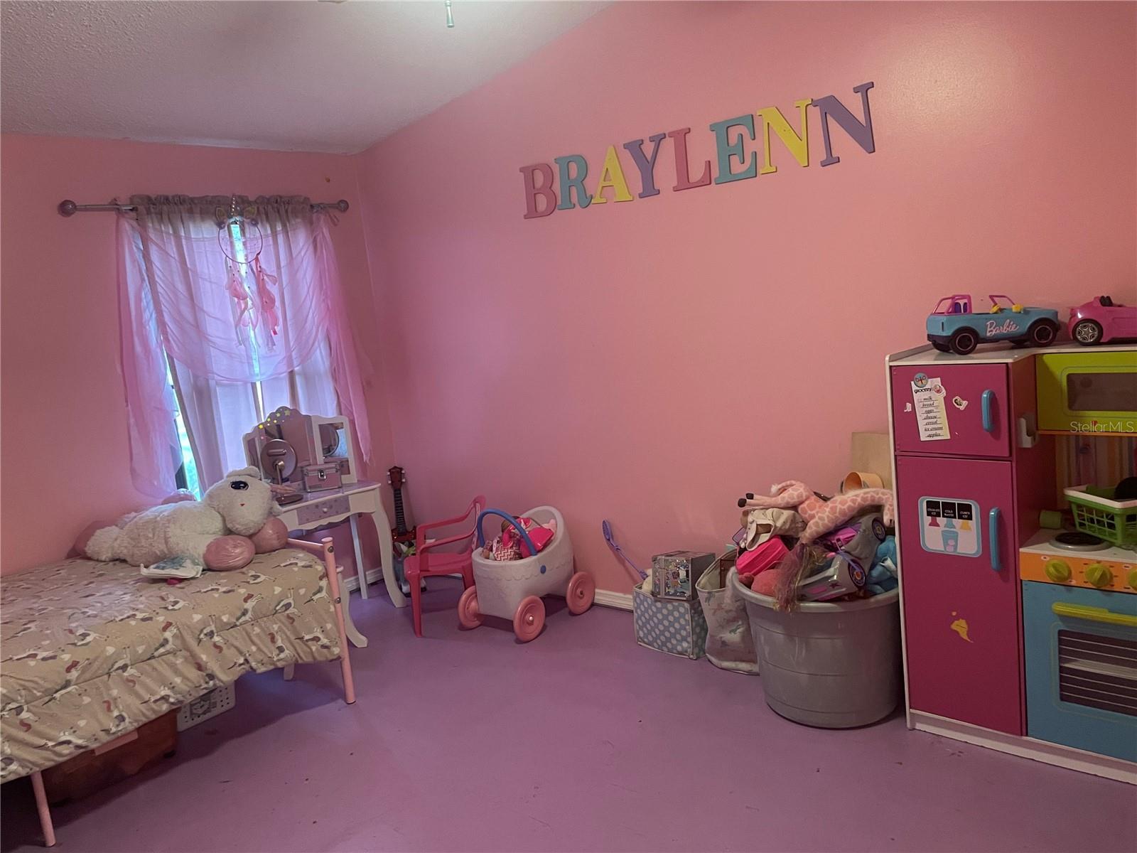 8809 TREASURE ISLAND RD, LEESBURG, FL, 34788