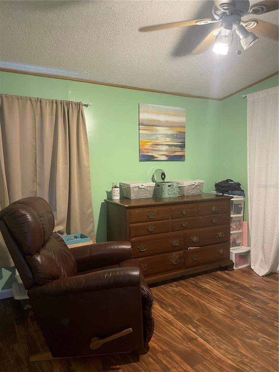 8809 TREASURE ISLAND RD, LEESBURG, FL, 34788