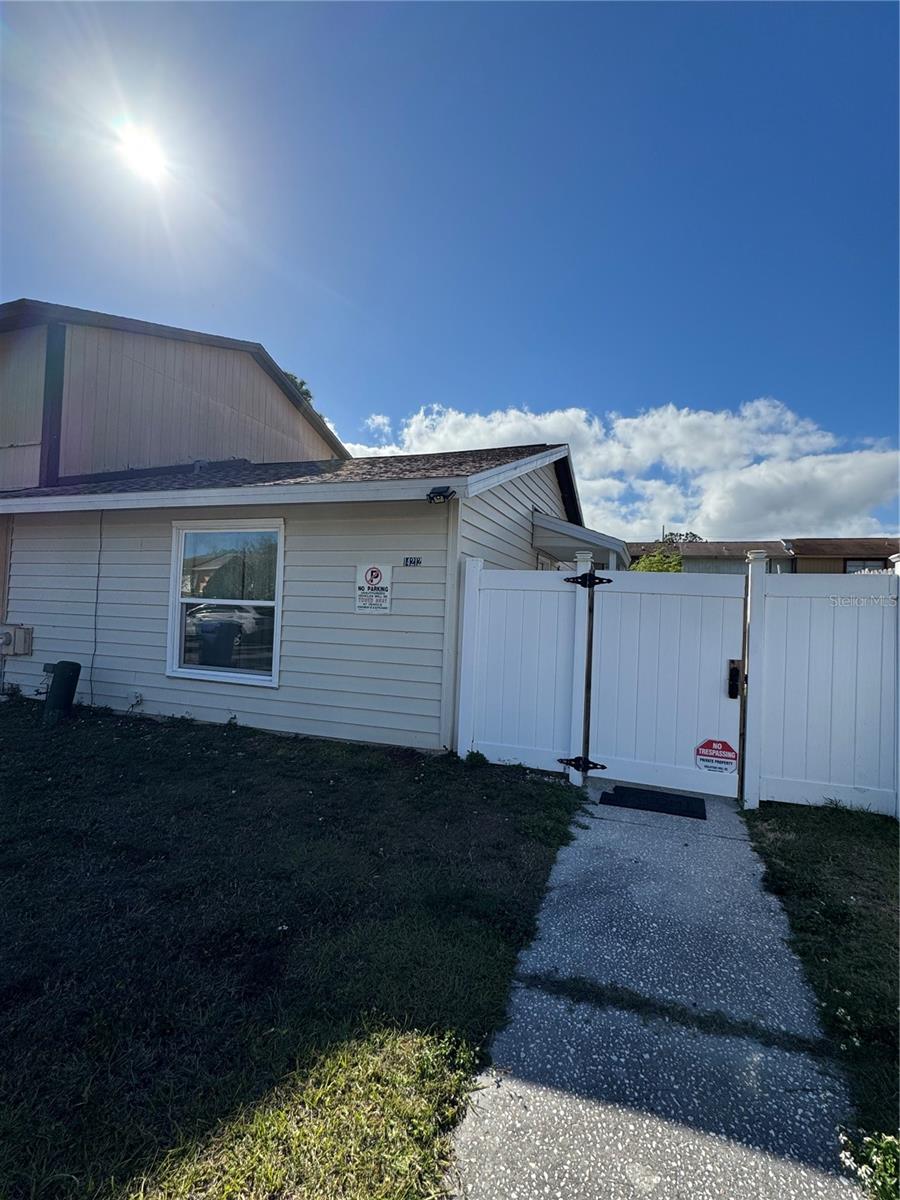 14212 VILLAGE VIEW DR, TAMPA, FL, 33624