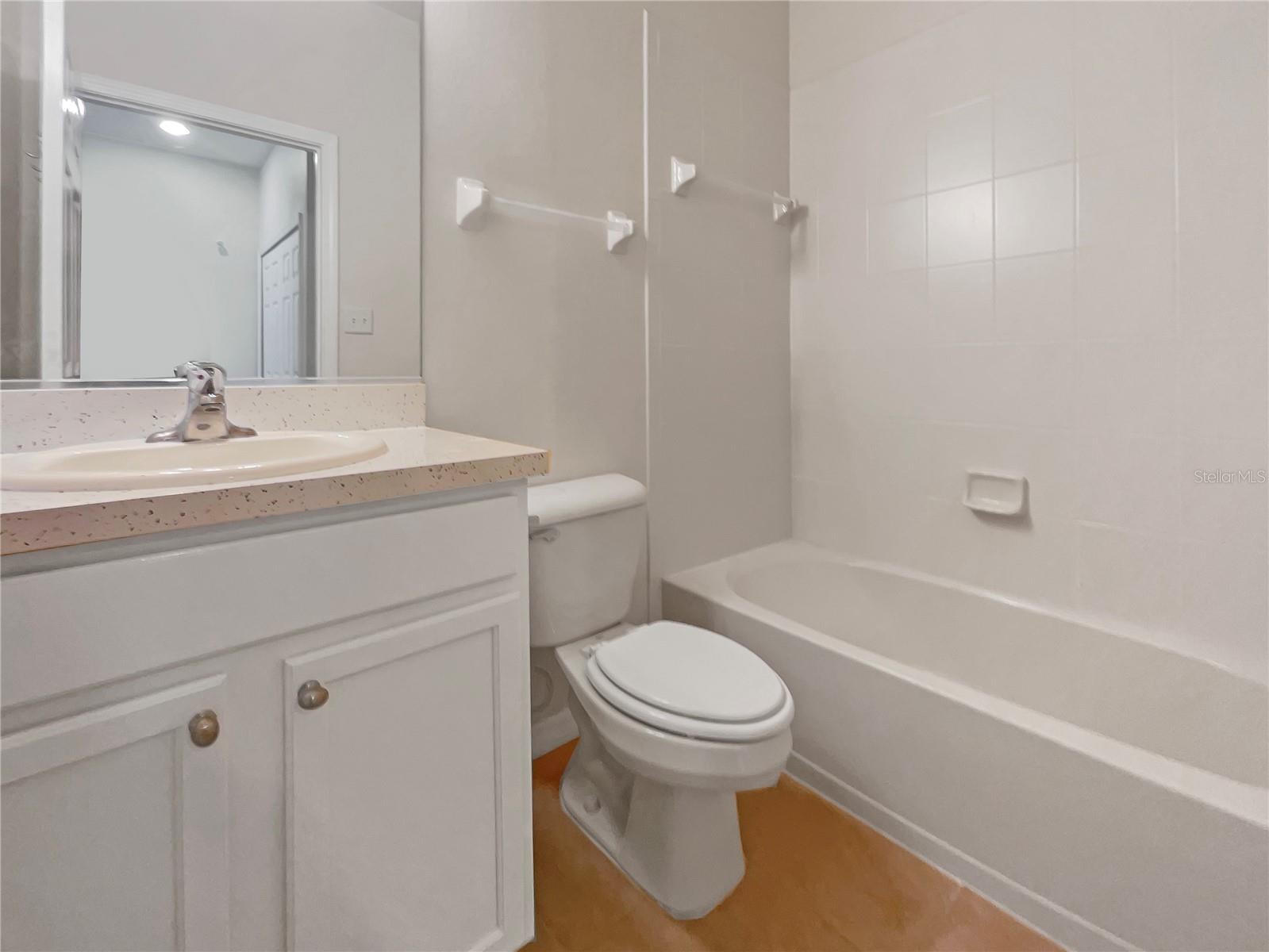 3473 PARKRIDGE CIR #17-101, SARASOTA, FL, 34243